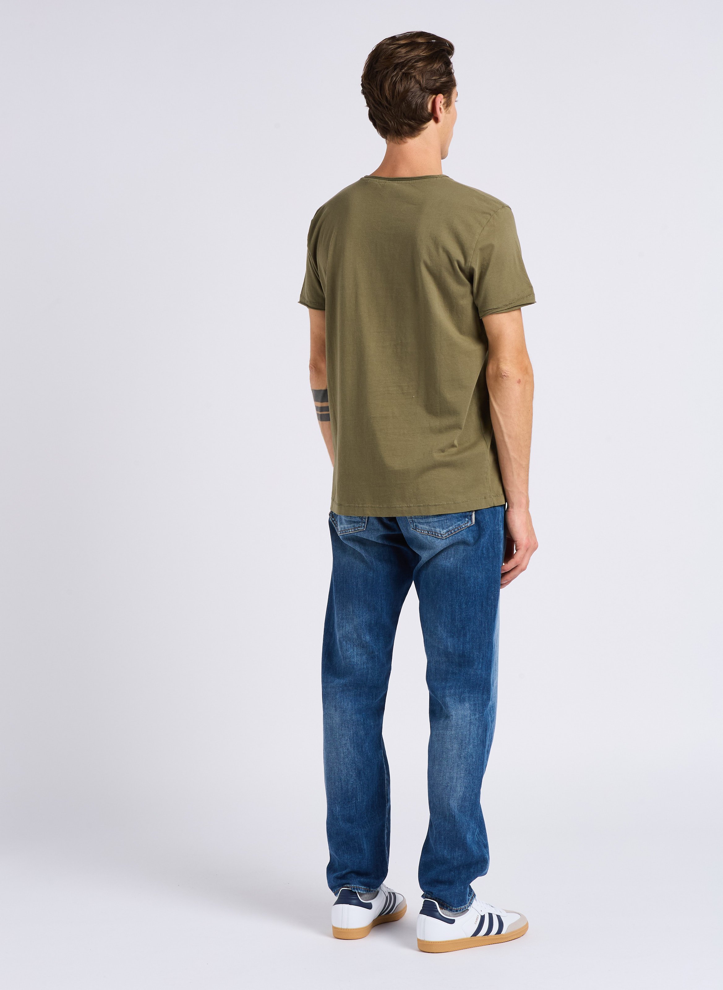Straight-cut rolled V-neck cotton T-shirt LE TEMPS DES CERISES Green
