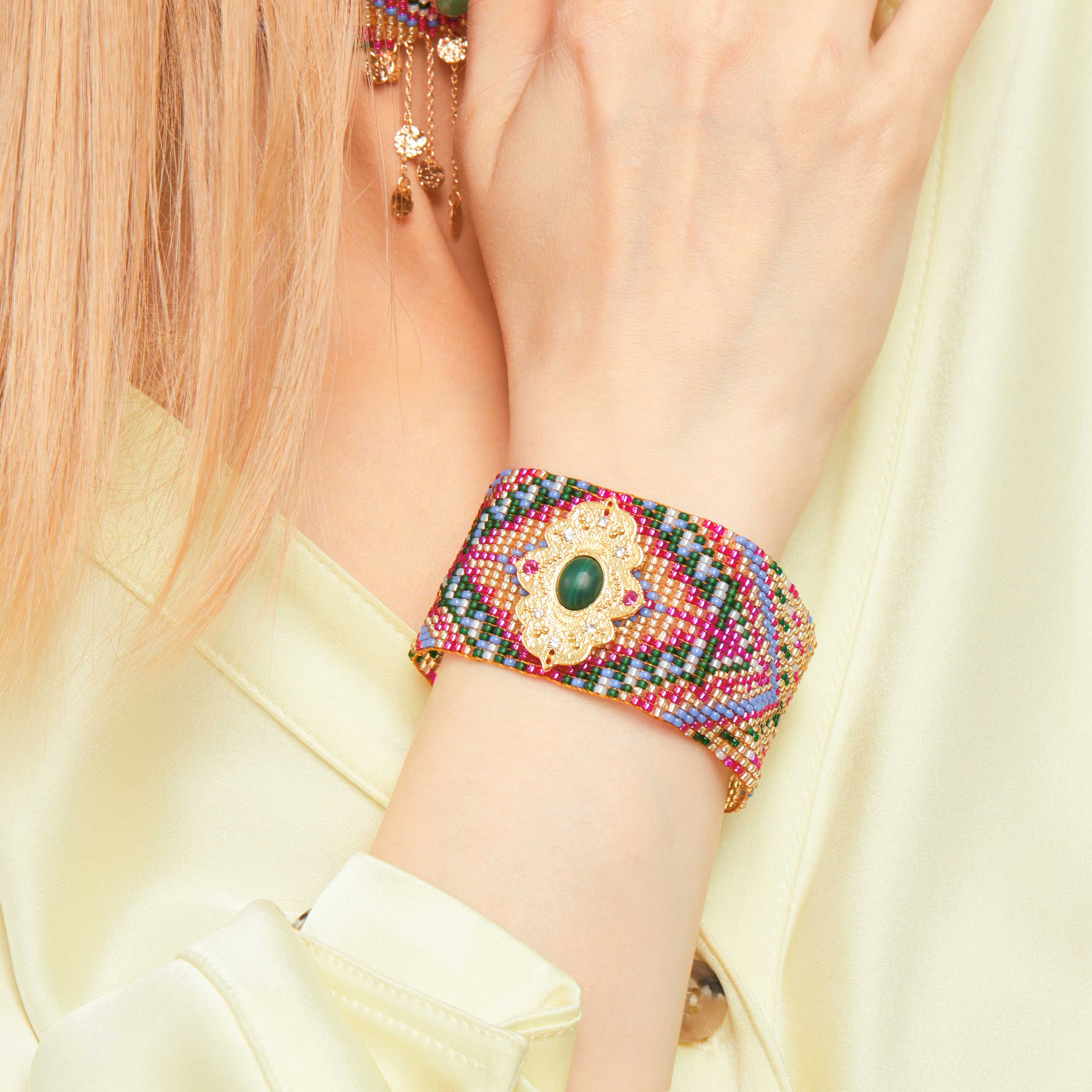 Multistrand bracelet with magnetic clasp and beads HIPANEMA Golden