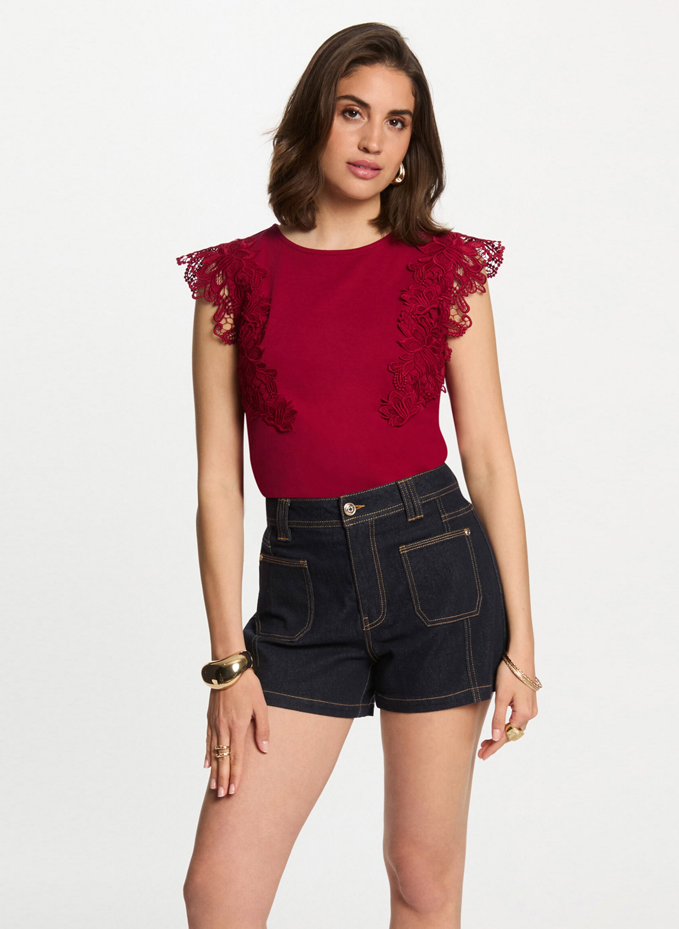 Sleeveless t-shirt with lace detail MORGAN