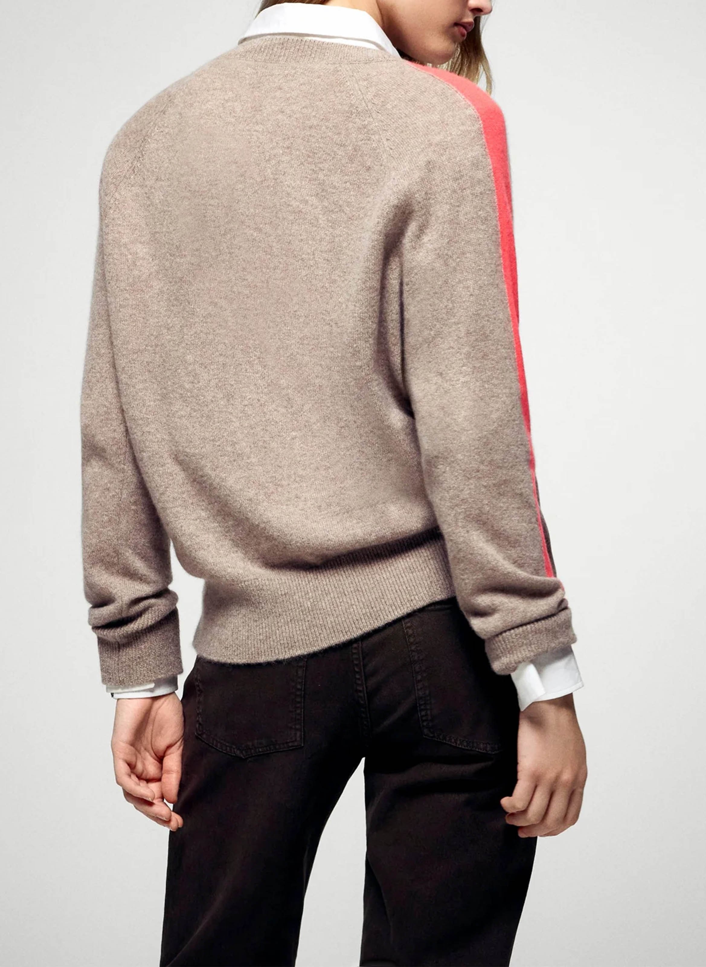 V-neck oversized cashmere sweater FROM FUTURE Beige