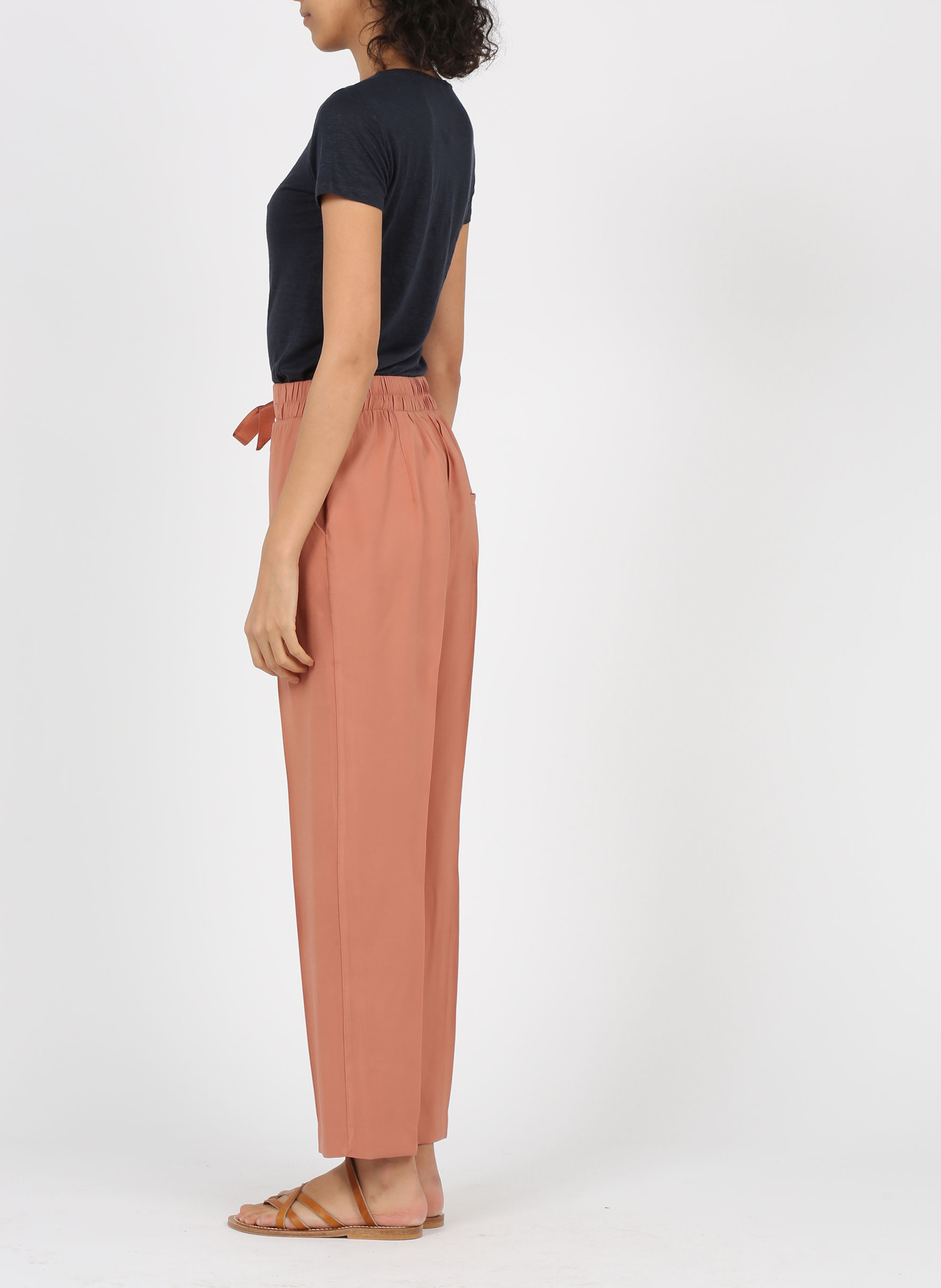 Tee-shirt col V moulant en lin strectch MAJESTIC FILATURES Bleu