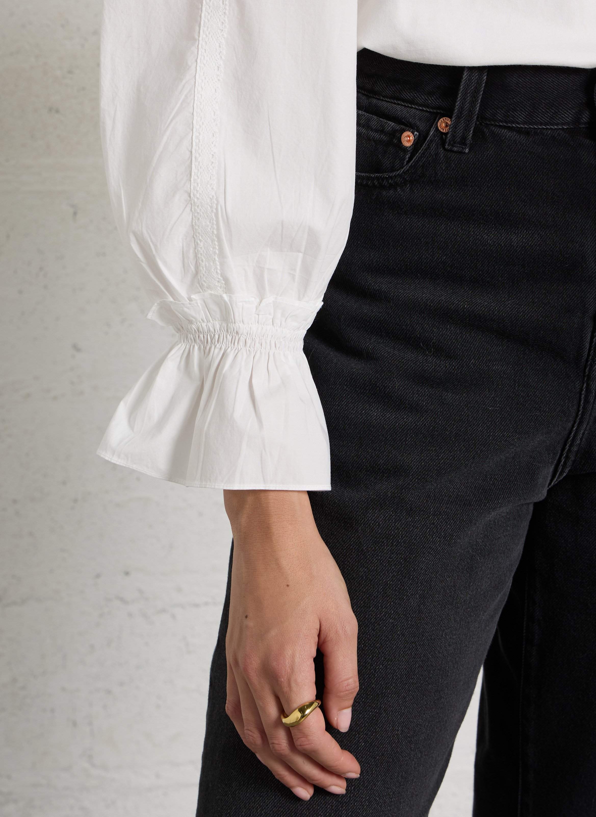 Straight top with embroidered sleeves DES PETITS HAUTS Beige