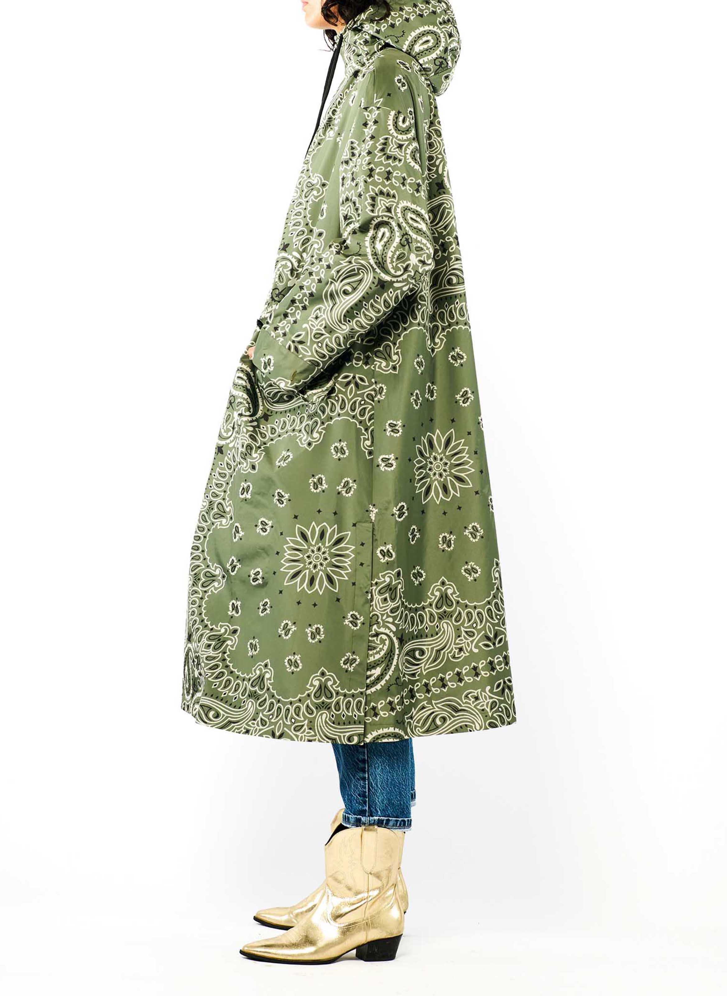 Oversized Printed Windbreaker WILD Khaki