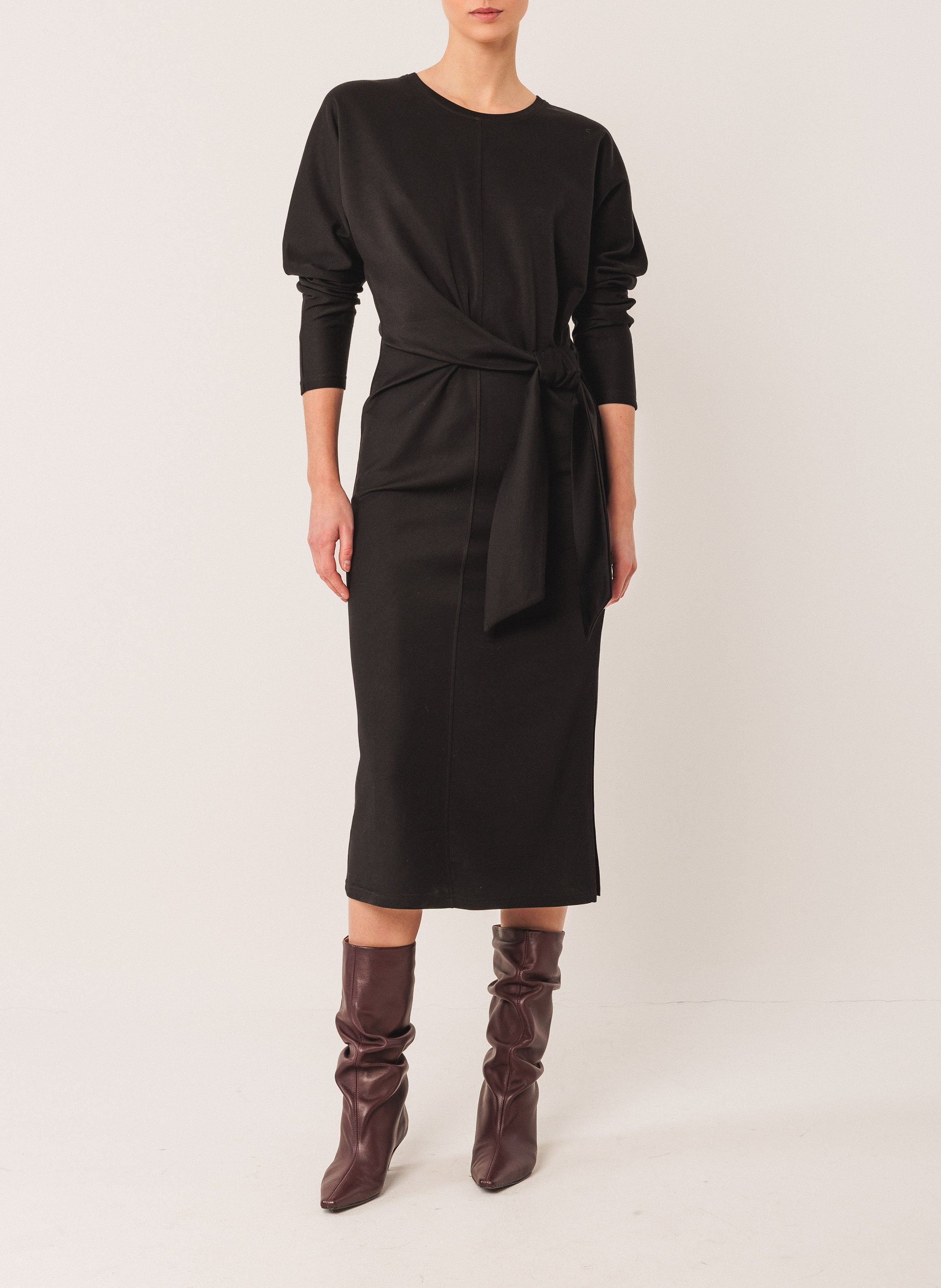 Round-neck midi dress INDI & COLD Black