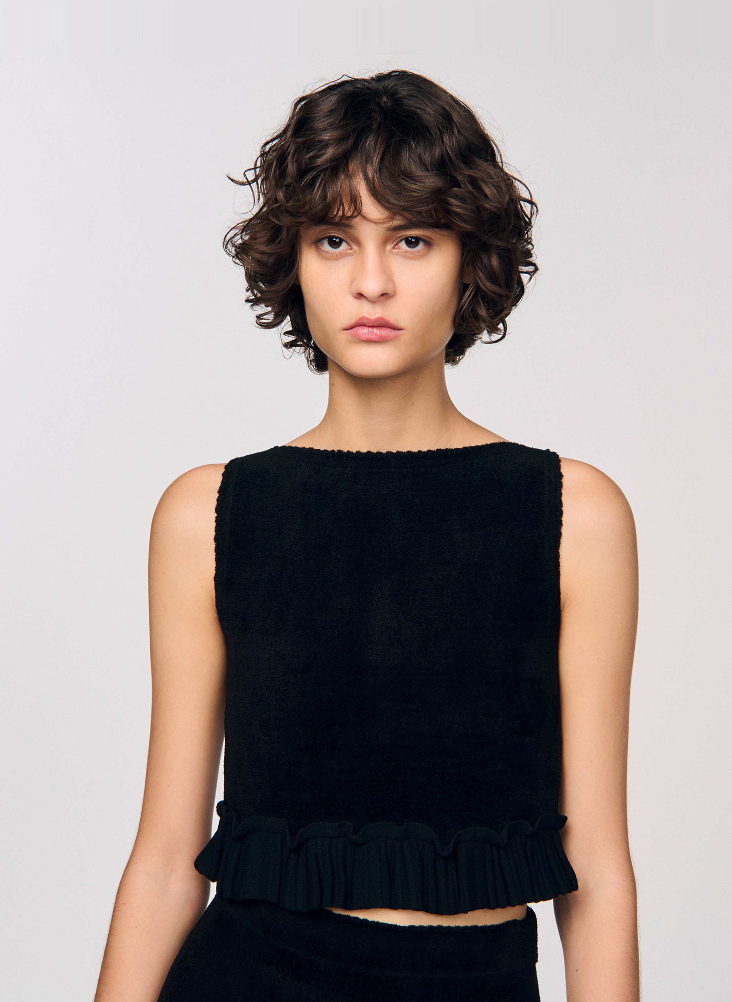 Top court droit col bateau SANDRO Noir