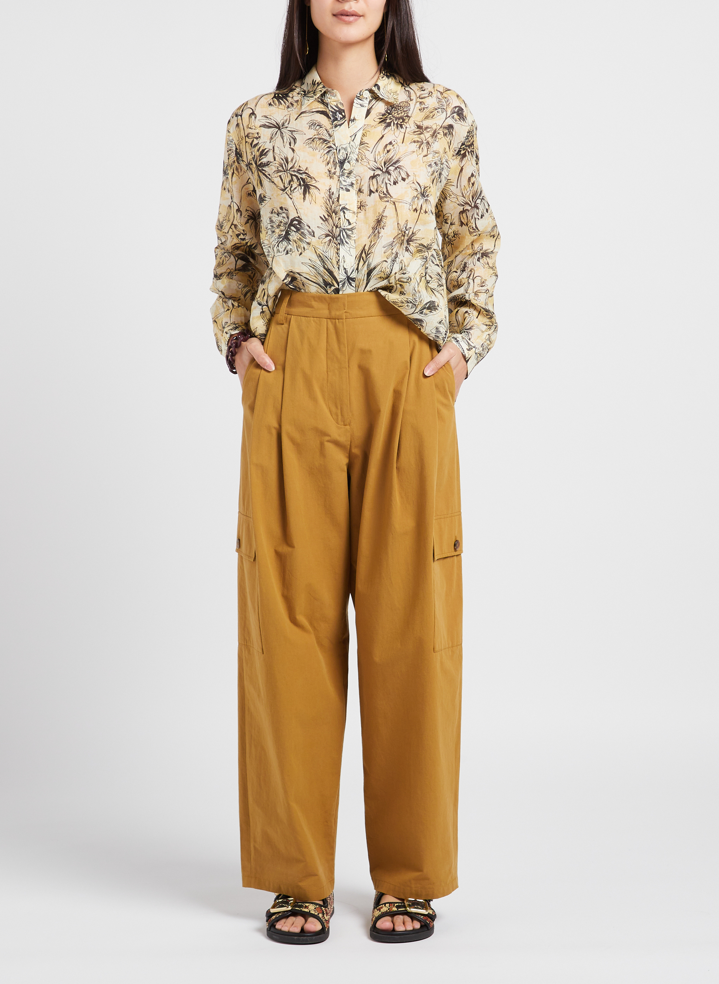 Chemise ample à col classique  ATTIC AND BARN Noir