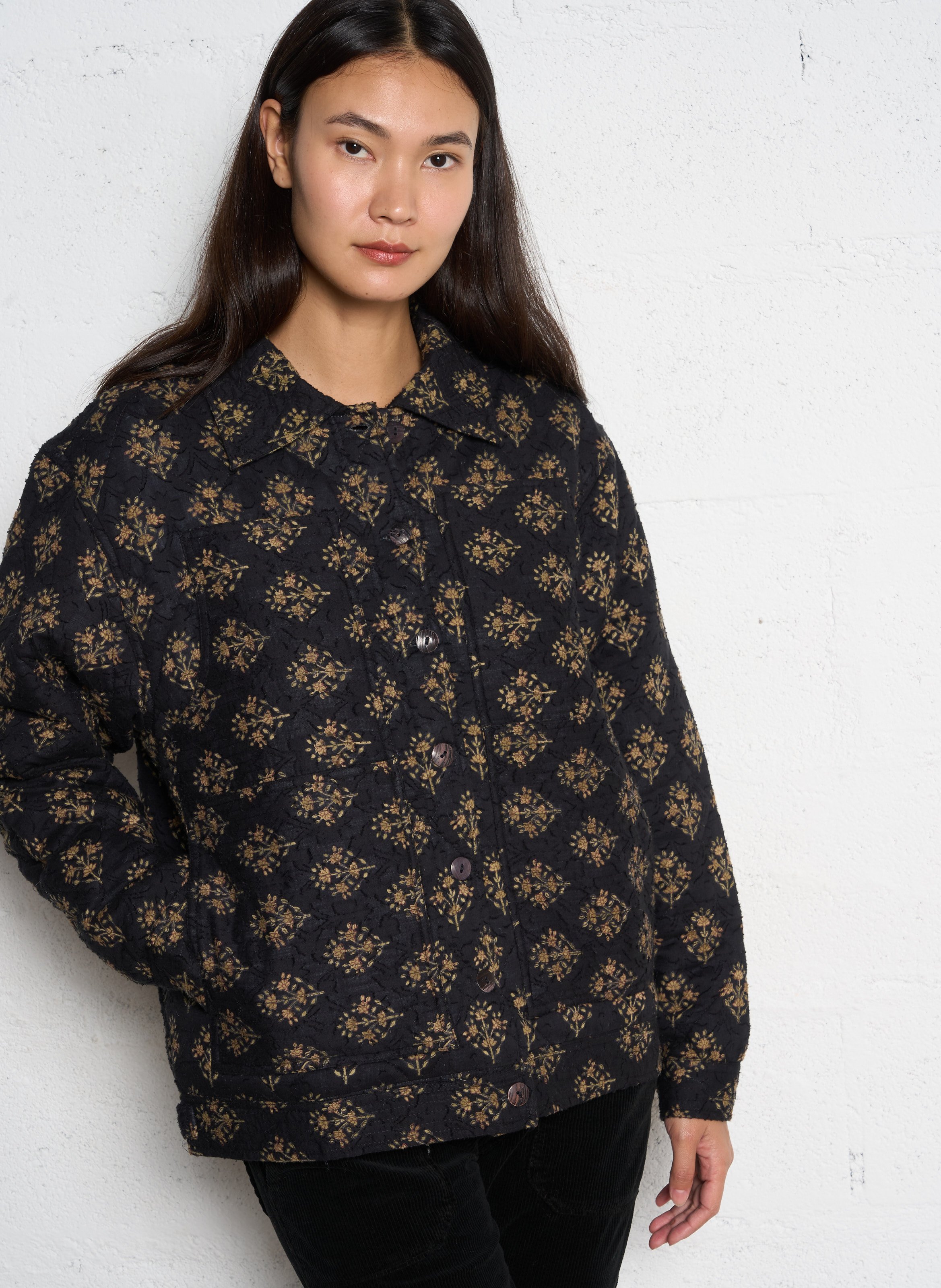 Weit geschnittene Blumenmuster-Jacke ANTIK BATIK Schwarz