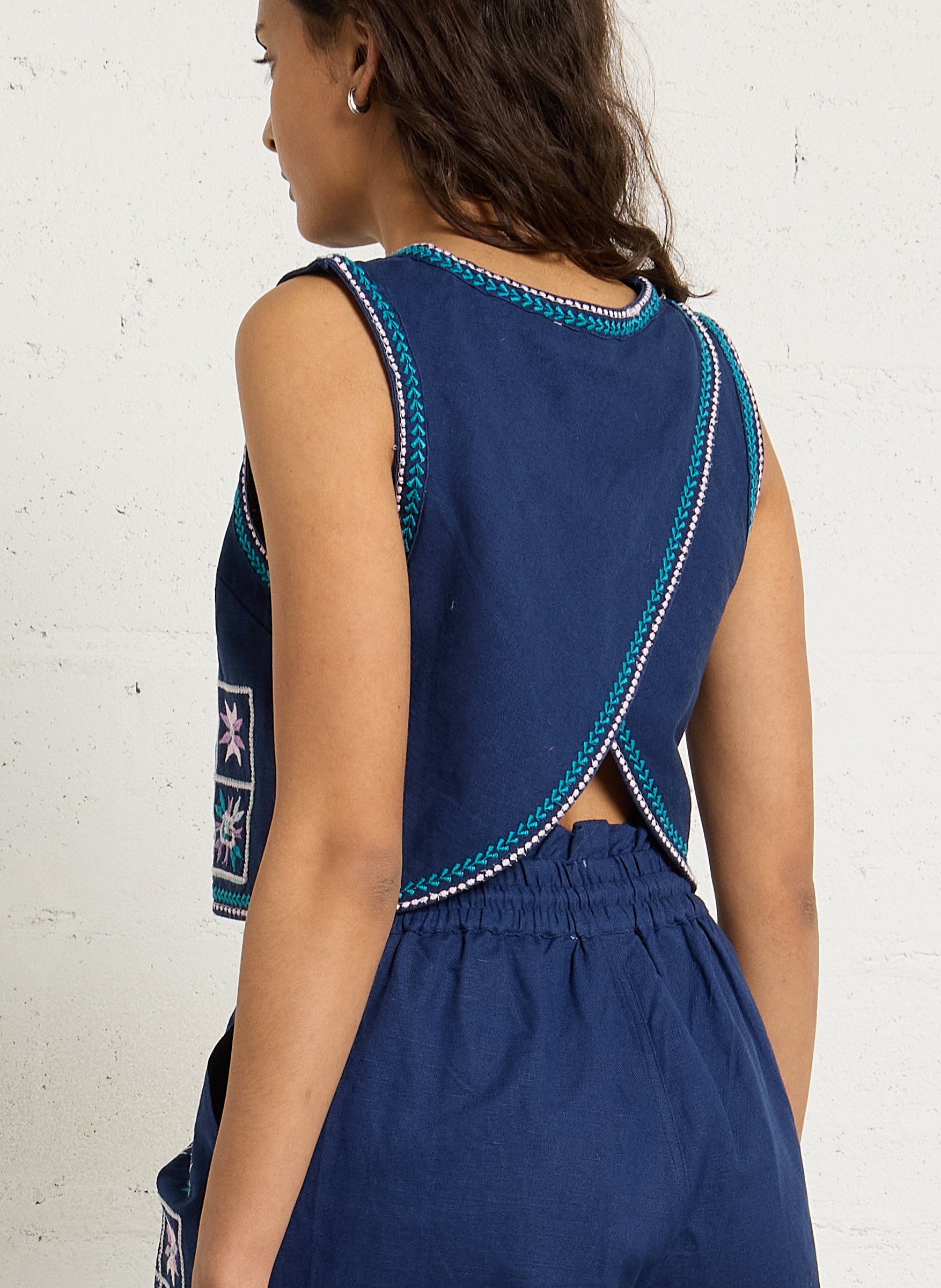 Top court brodé LOUISE MISHA Bleu