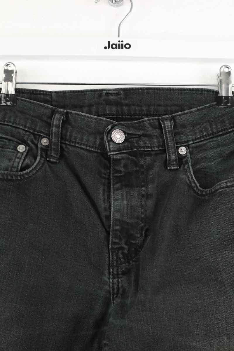 - Straight-leg jeans
- 5 pockets
- Straight cut
- Faded effect LEVI'S - Seconde main Black