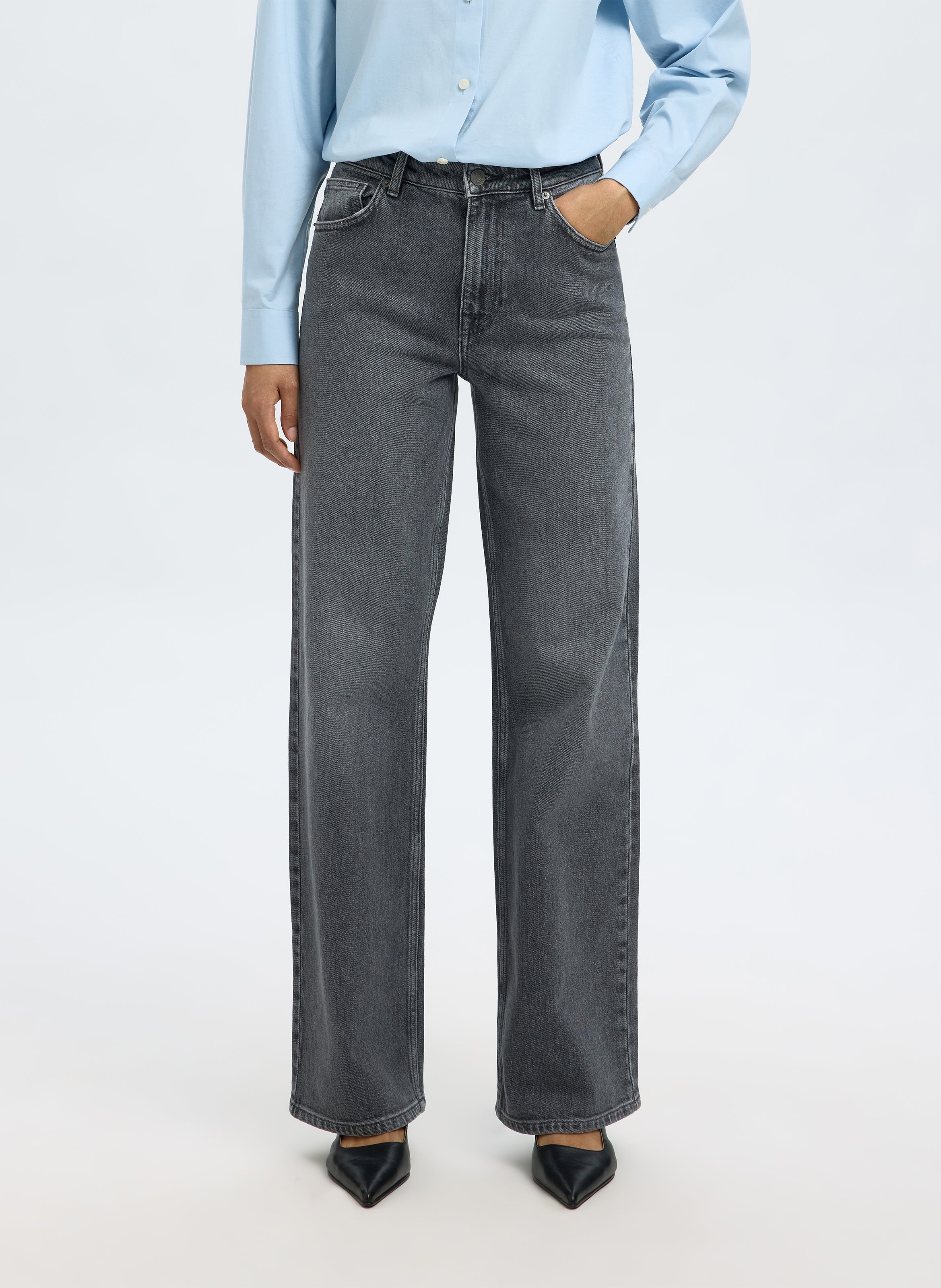 Ausgewaschene Bootcut-Jeans SELECTED Grau