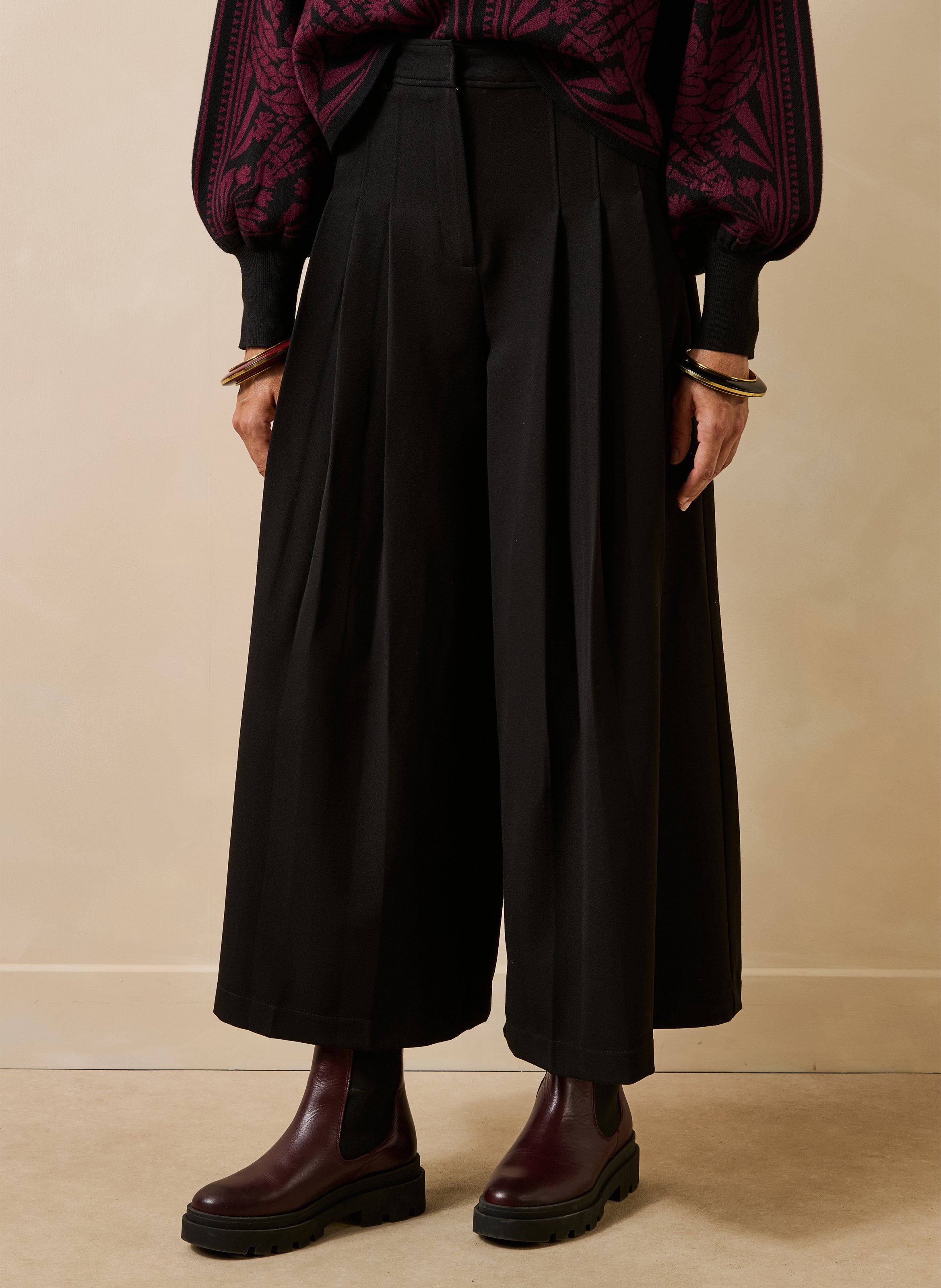 Wide cropped pleated pants LA FEE MARABOUTEE Black