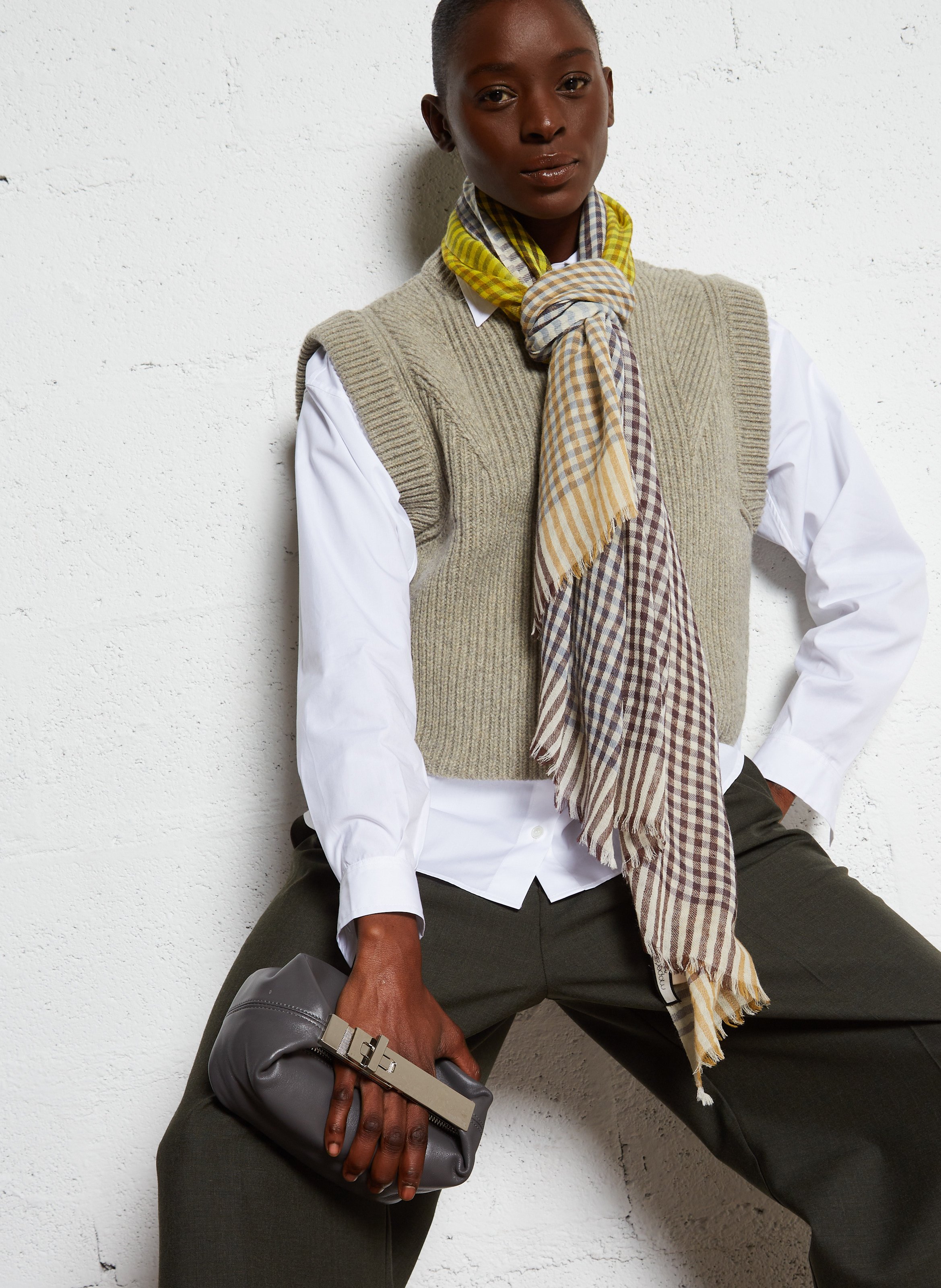 Small leather bag with metal handle BERENICE Grey