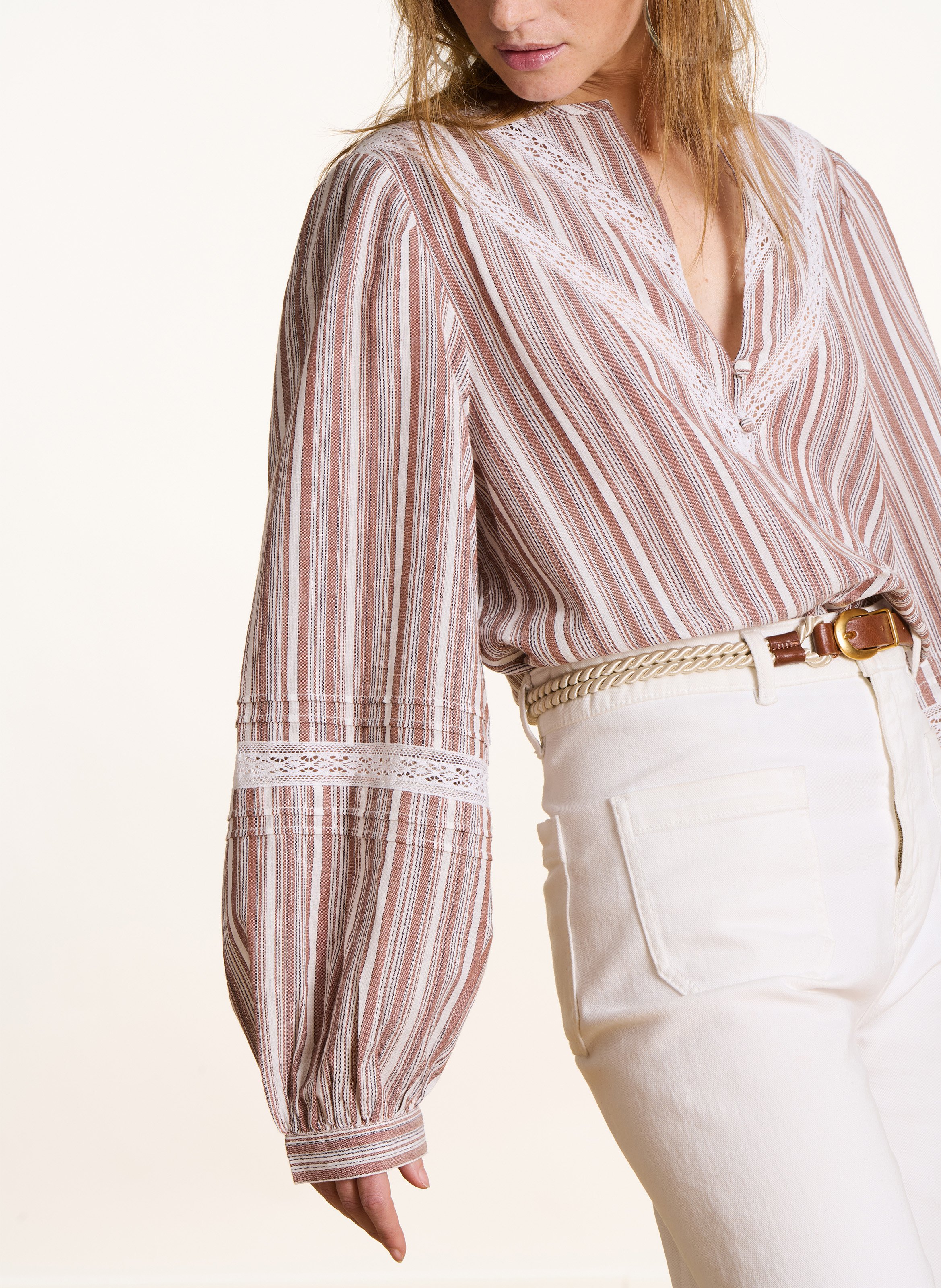 Weite Bluse aus Bio-Baumwollmischung LA FEE MARABOUTEE Braun