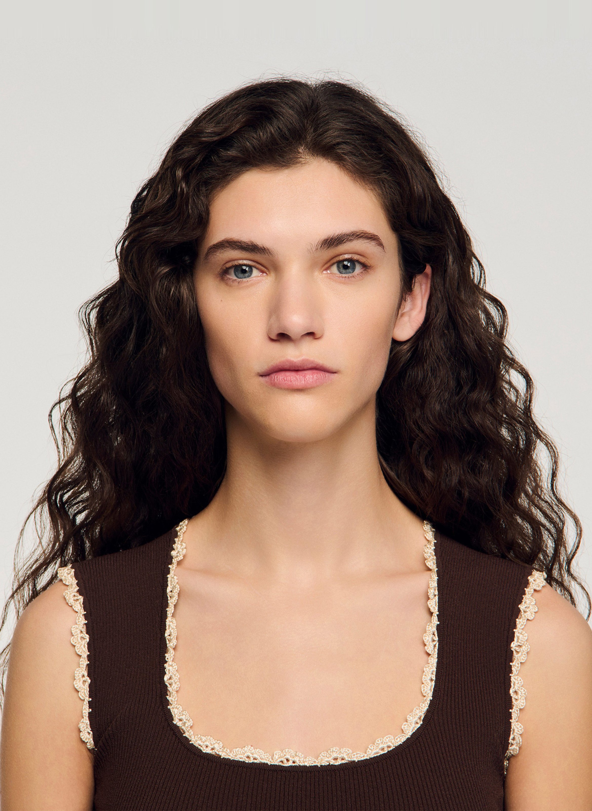 Top en maille côtelé SANDRO Marron