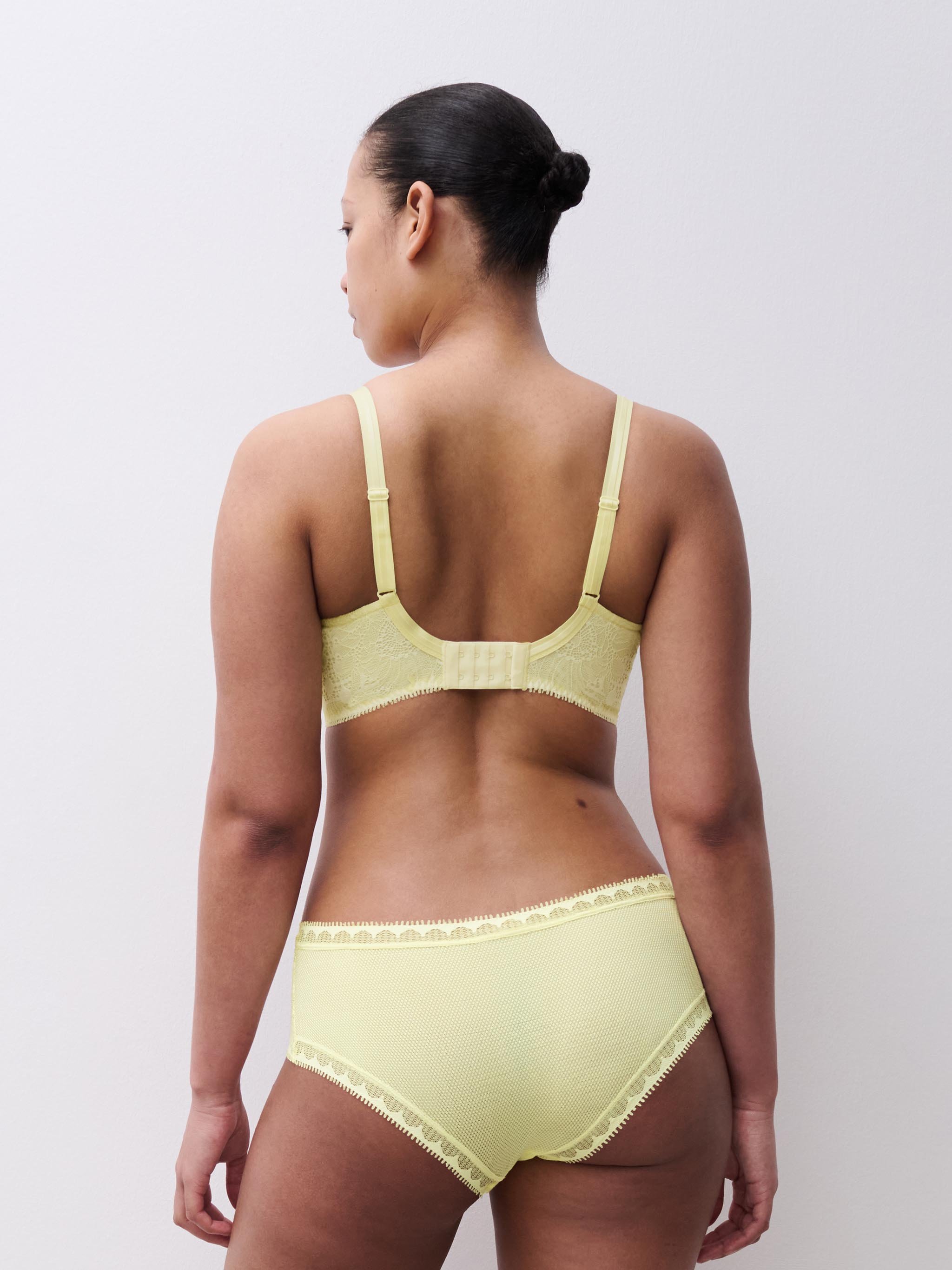 Shorty en dentelle CHANTELLE Jaune
