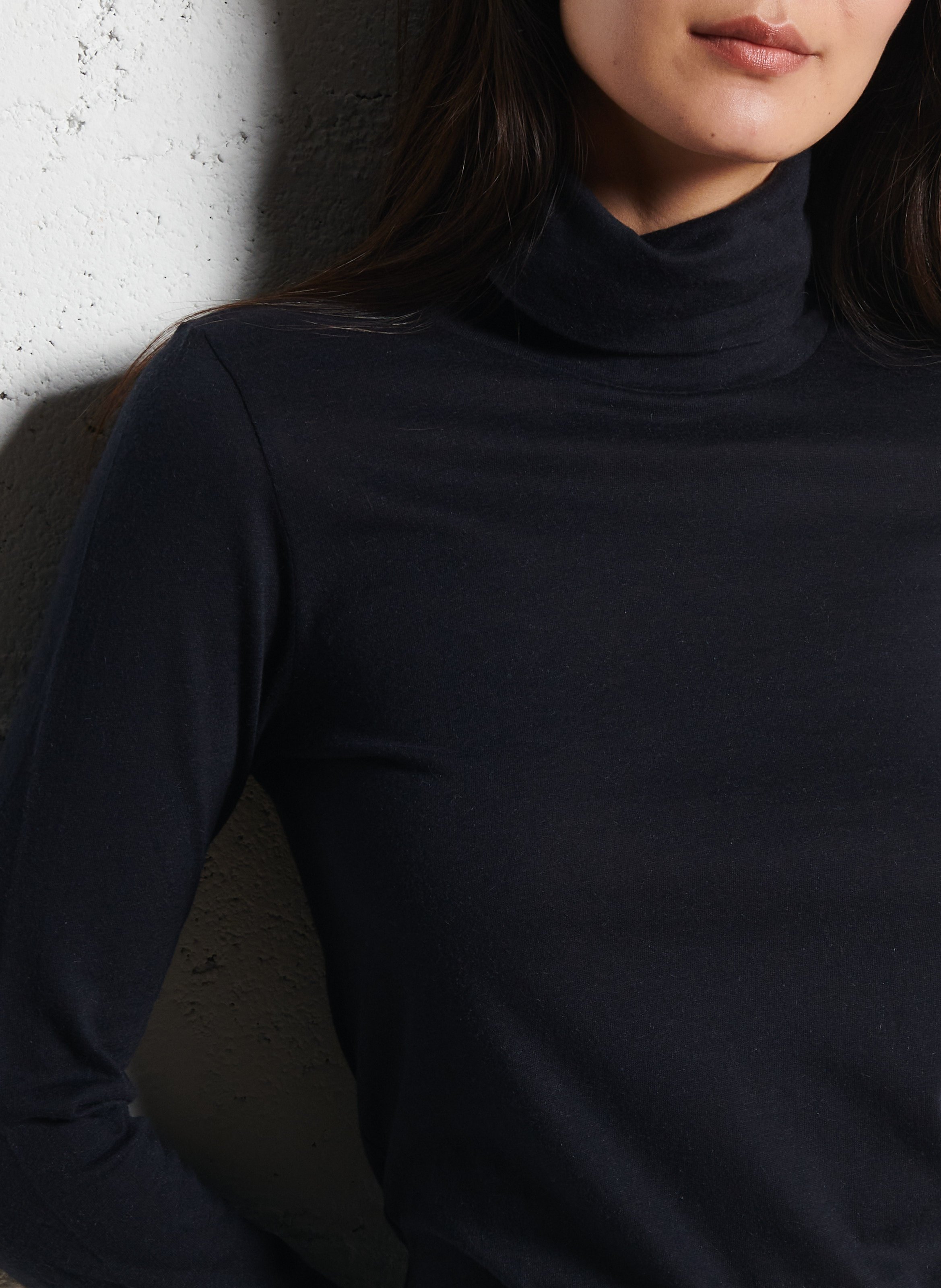 Tee-shirt col roulé en coton et cachemire MAJESTIC FILATURES Bleu