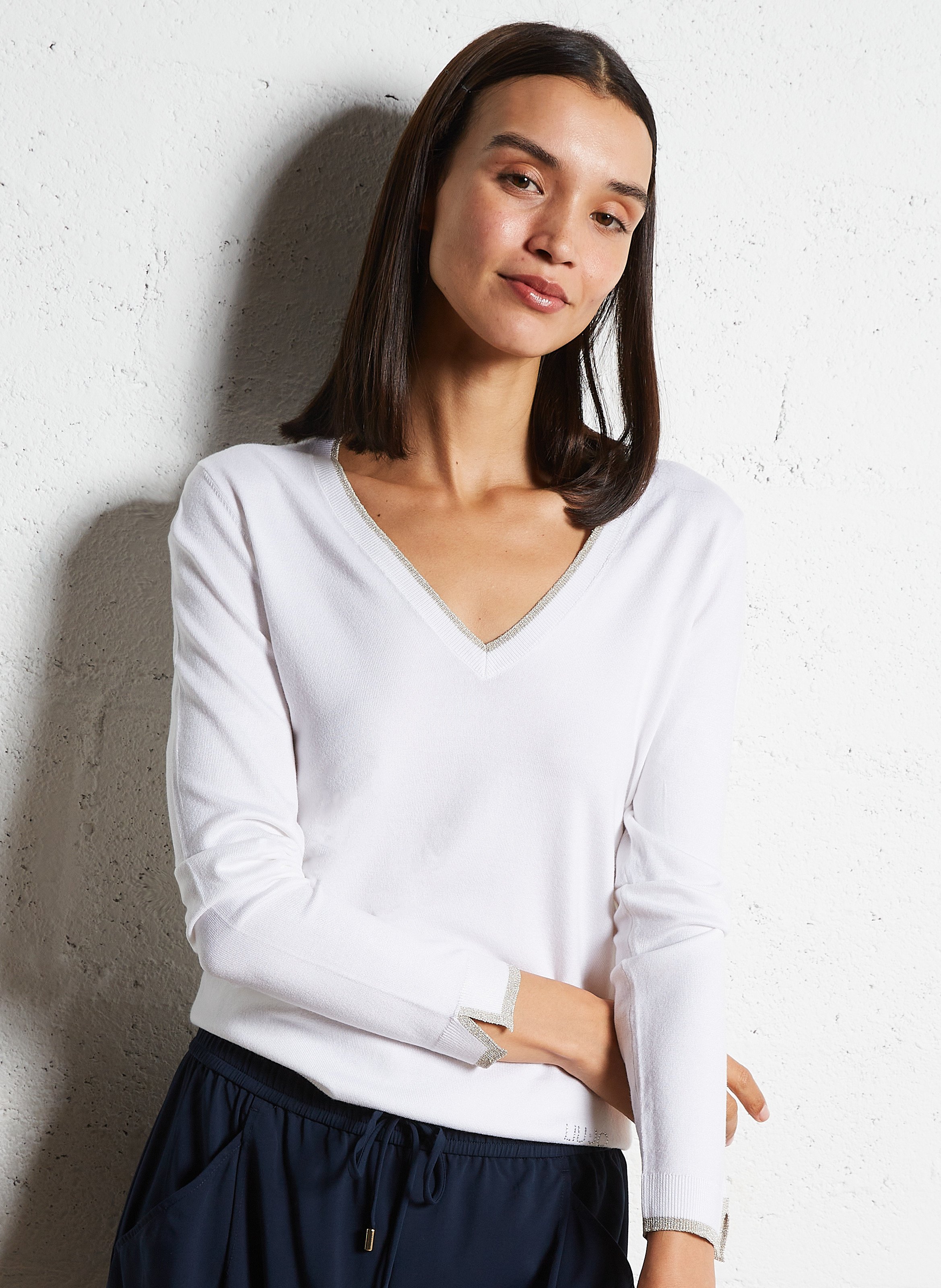 Pull col v à liseré pailleté LIU JO Blanc