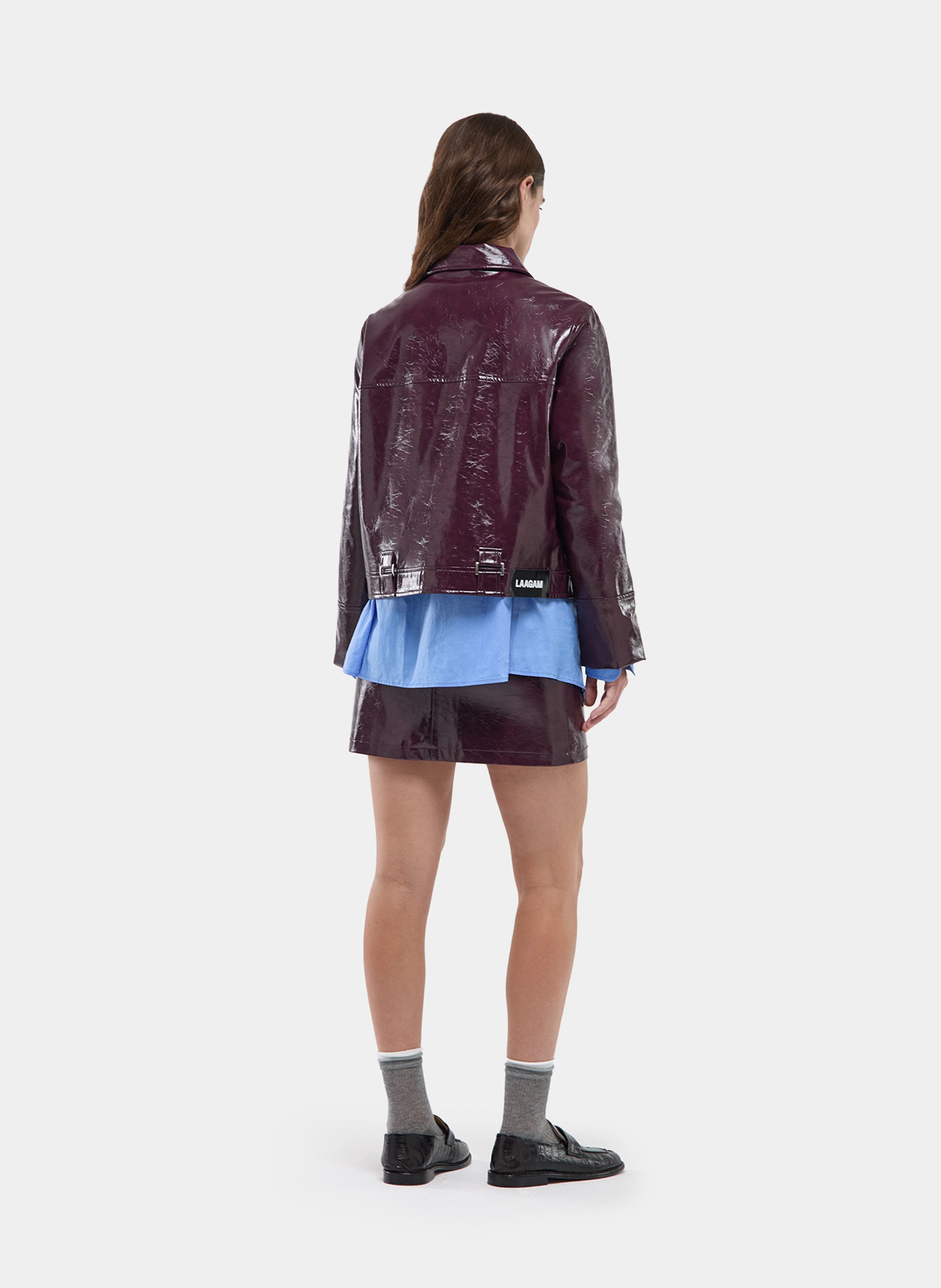 Buttoned shiny straight jacket LAAGAM Red