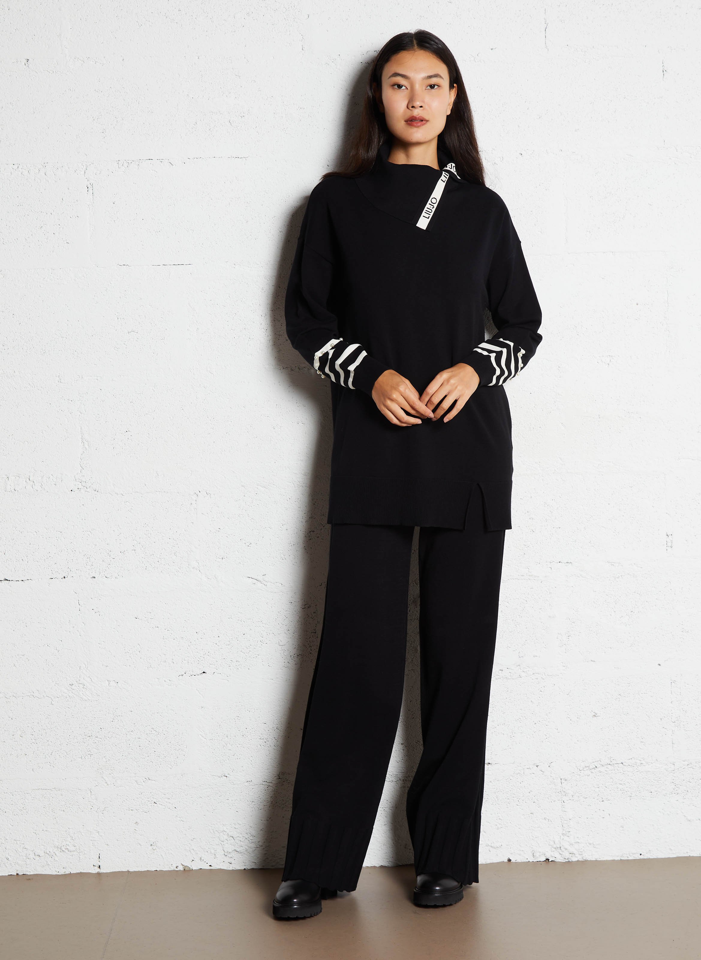 Gerade geschnittener Strickpullover LIU JO Schwarz