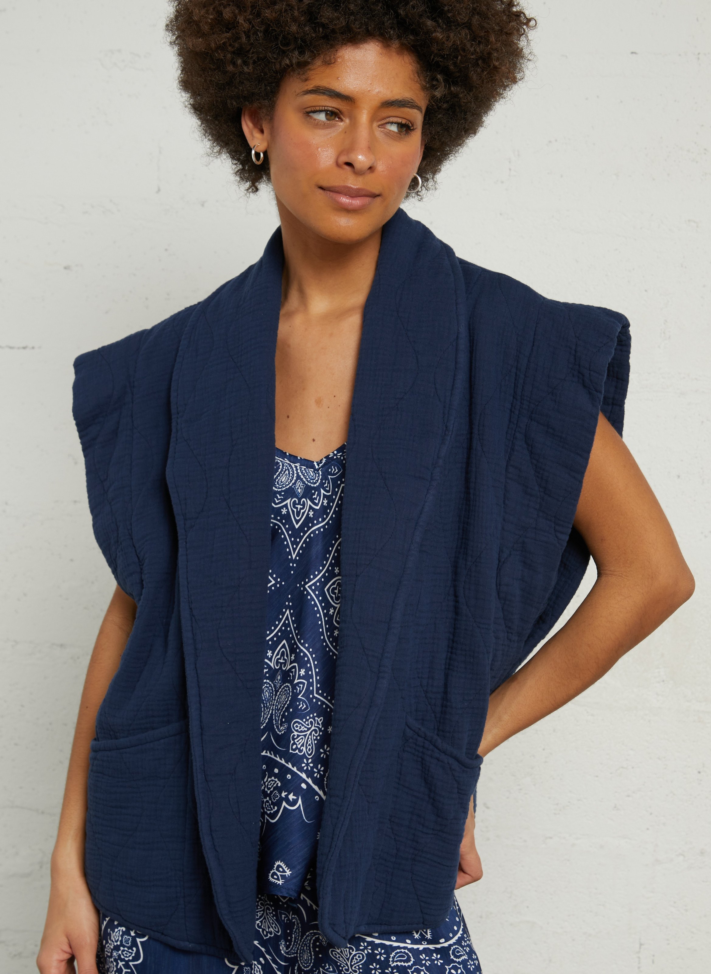 Sleeveless cotton gauze jacket AOKYANOS