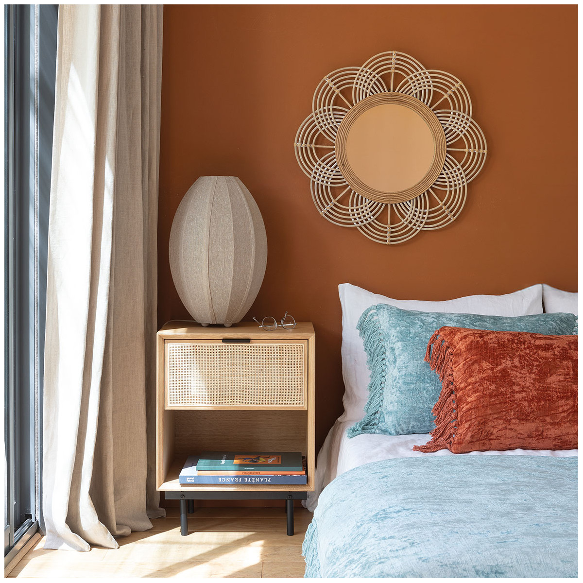 Iridescent velvet cushion cover BLANC D'IVOIRE Blue