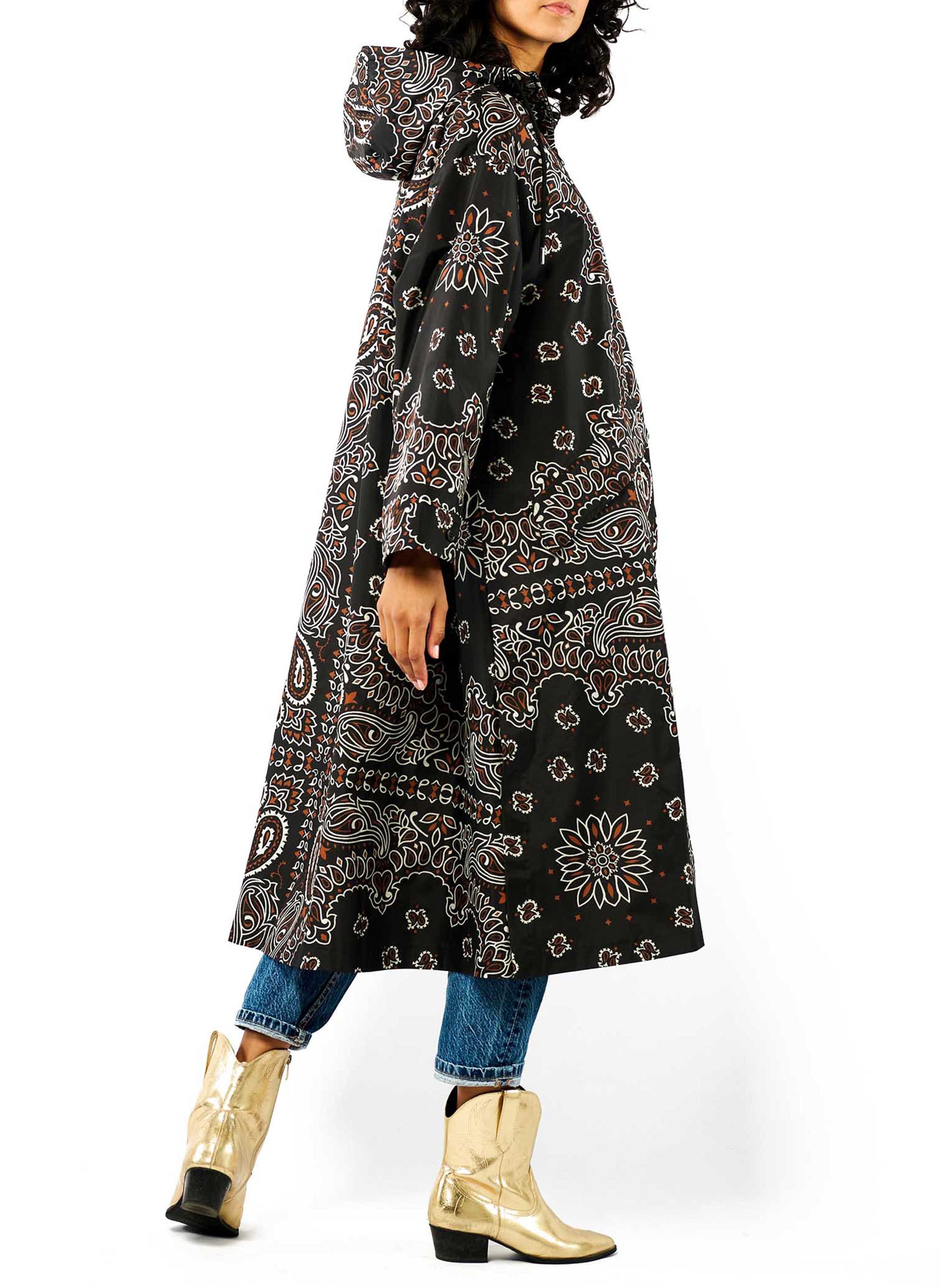 Oversized Printed Windbreaker WILD Black