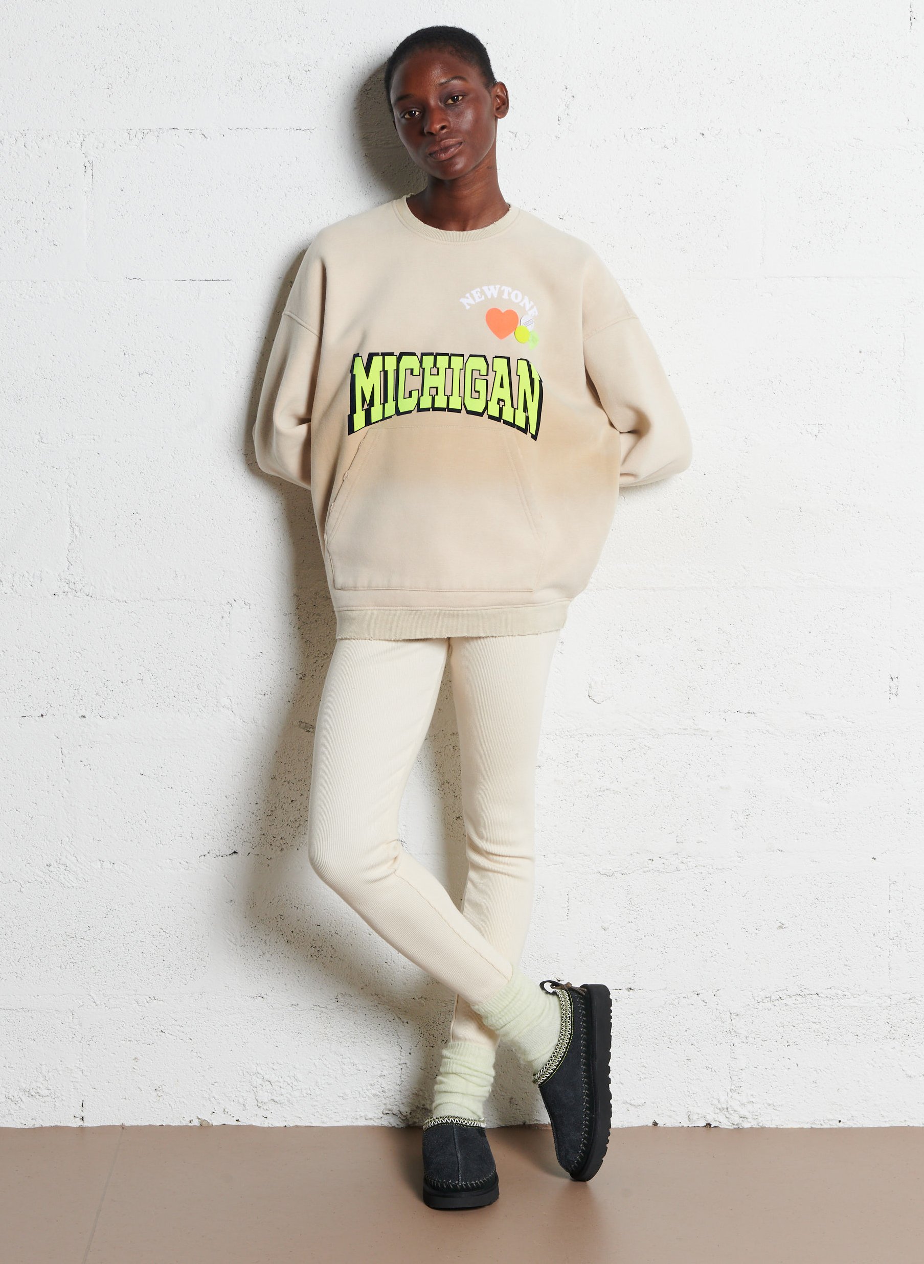 Deels leren klompen UGG Zwart