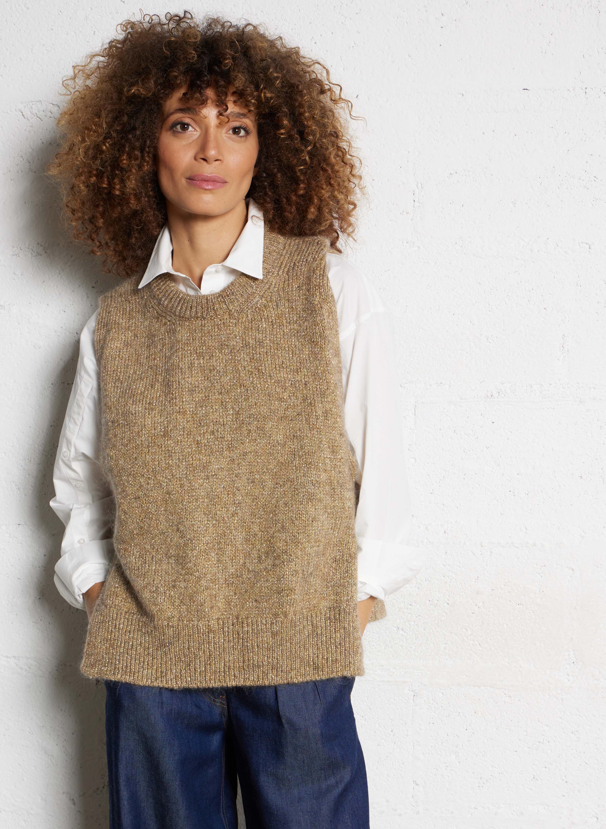 Oversize Rundhalsausschnitt Metallic-Pullover MAISON ANJE Golden