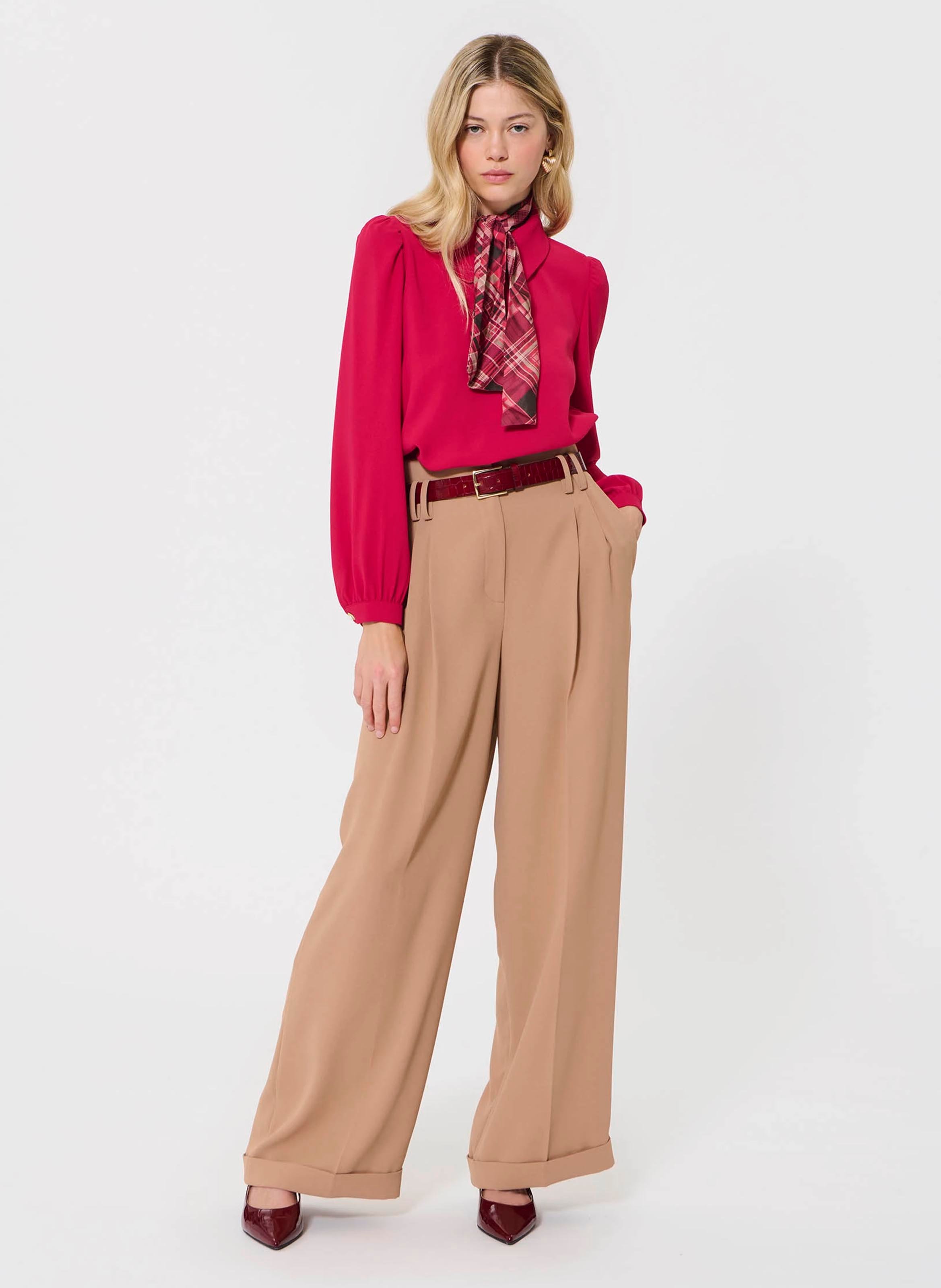 Blusa con colletto in pelle TARA JARMON Rosso