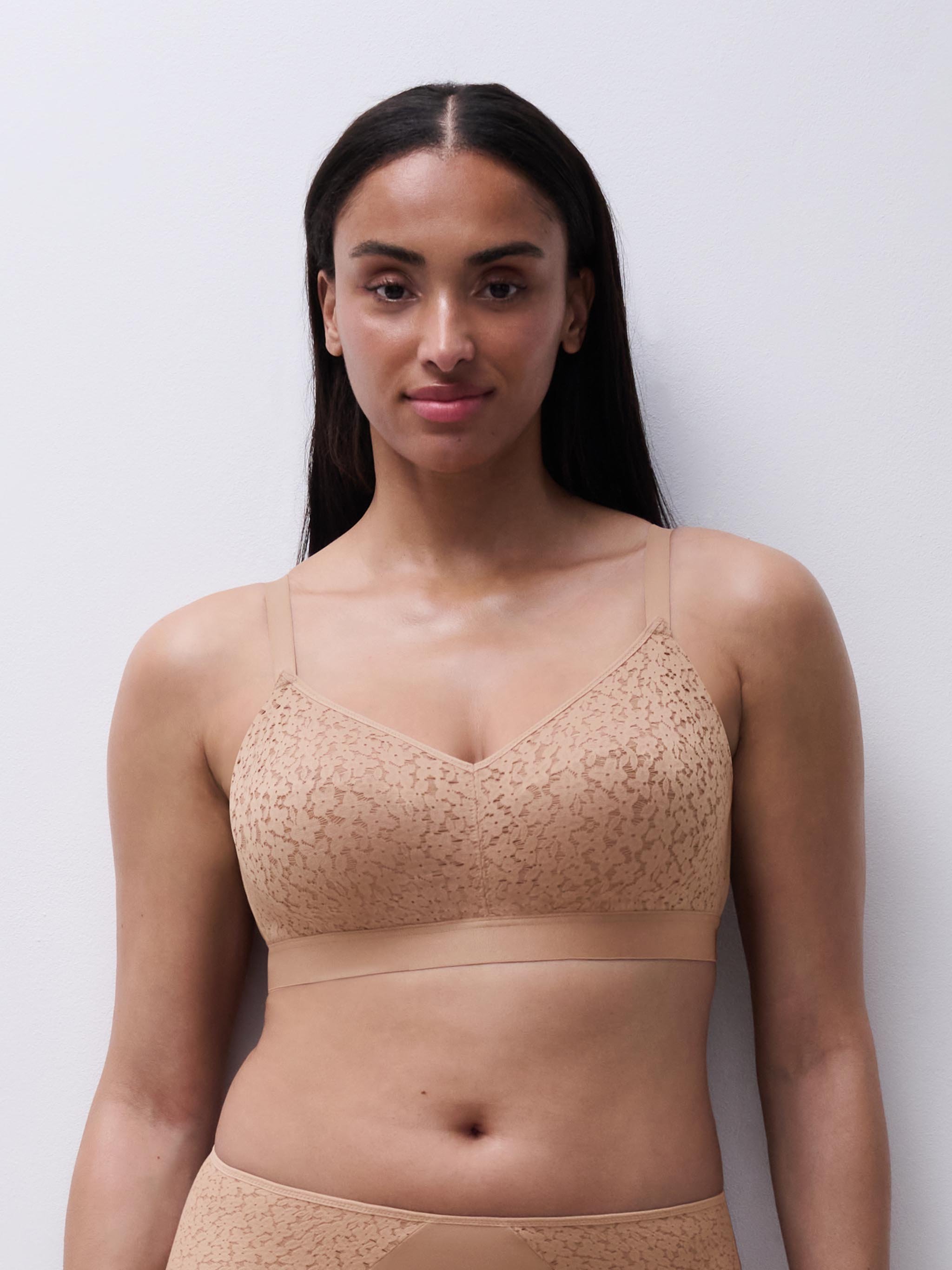 Soutien-gorge sans armature maintien en dentelle CHANTELLE Marron