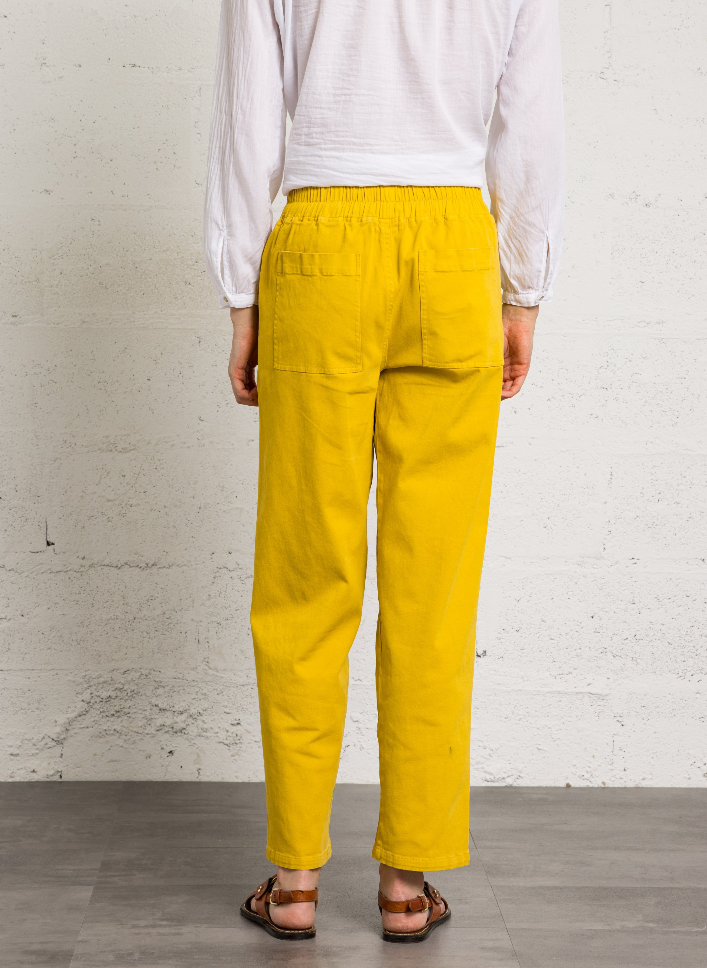 Gerade geschnittene Baumwollhose BELLA JONES Gelb