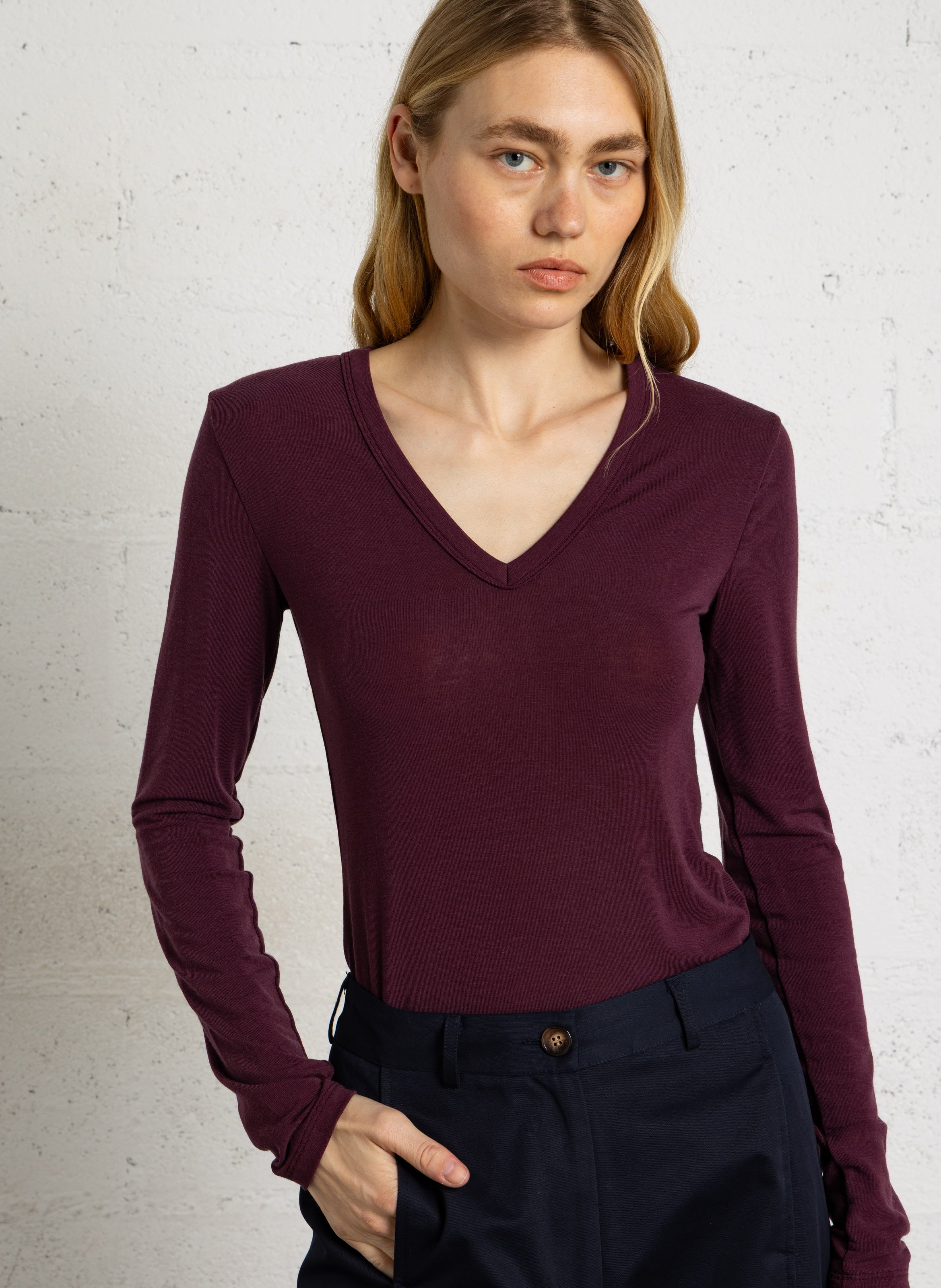 Nauwsluitend T-shirt met V-hals IMPERIAL Rood
