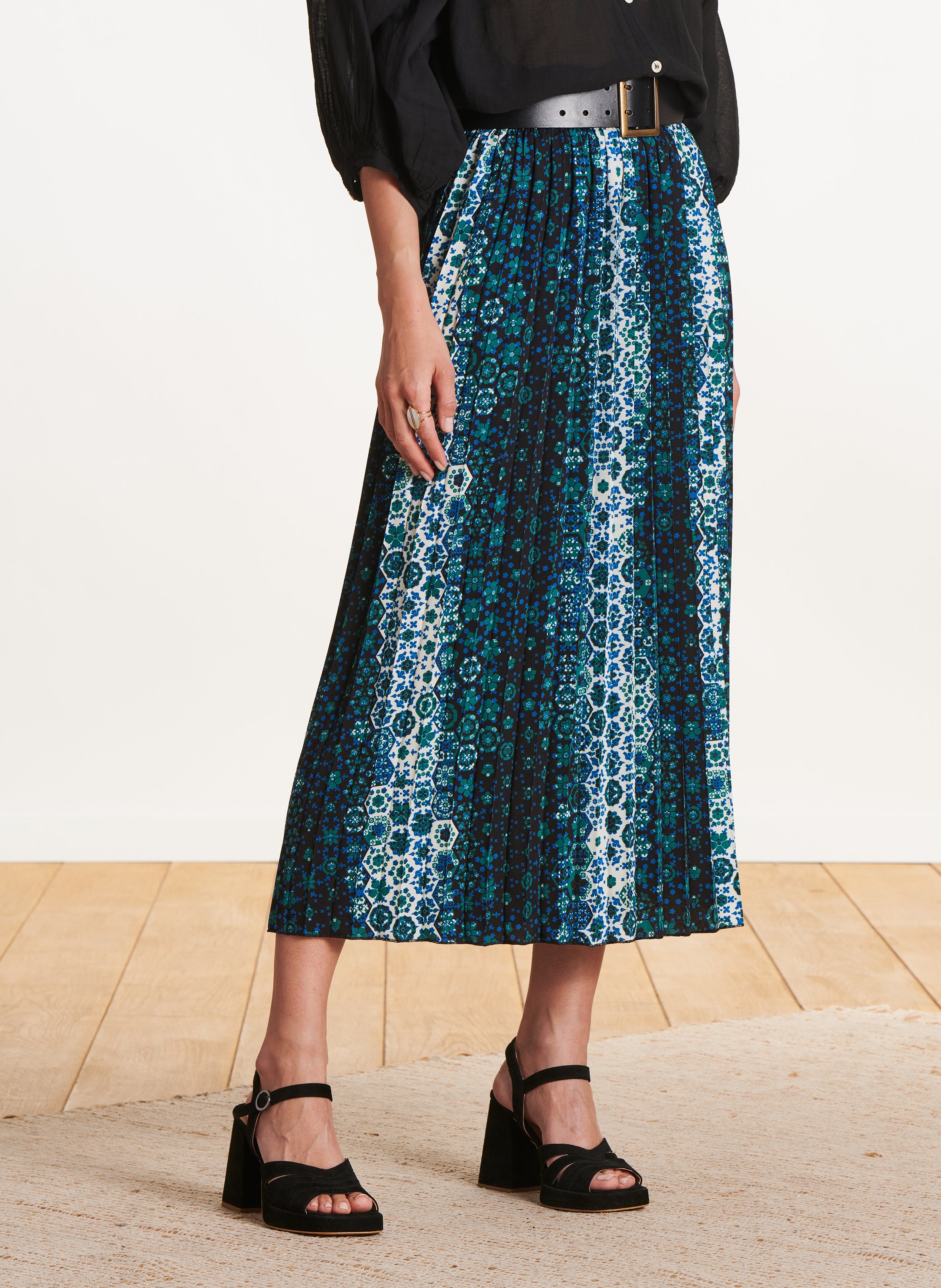 Jupe longue plissée soleil à motifs LA FEE MARABOUTEE Bleu