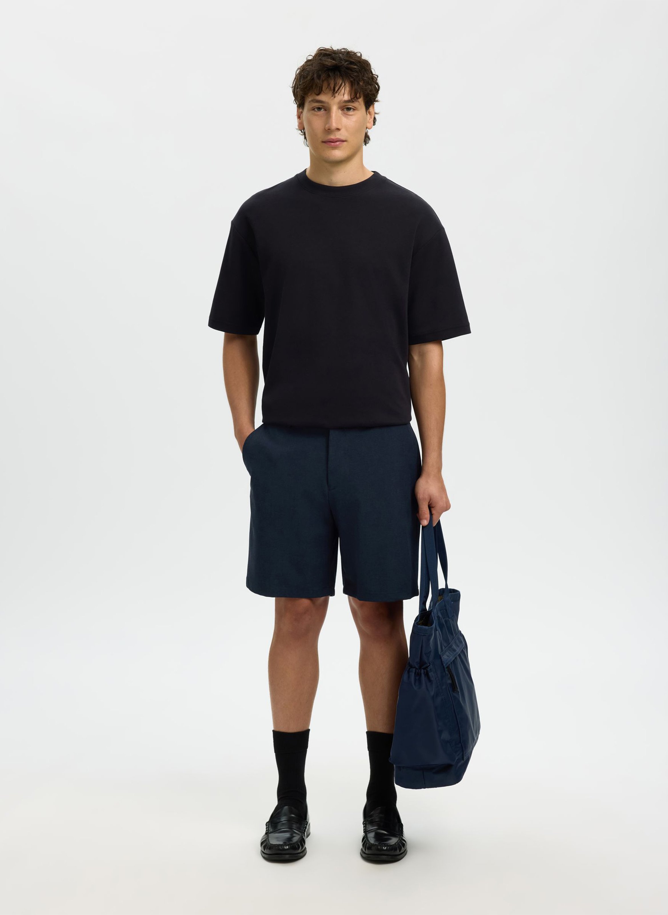 Gerad geschnittene Shorts SELECTED Blau