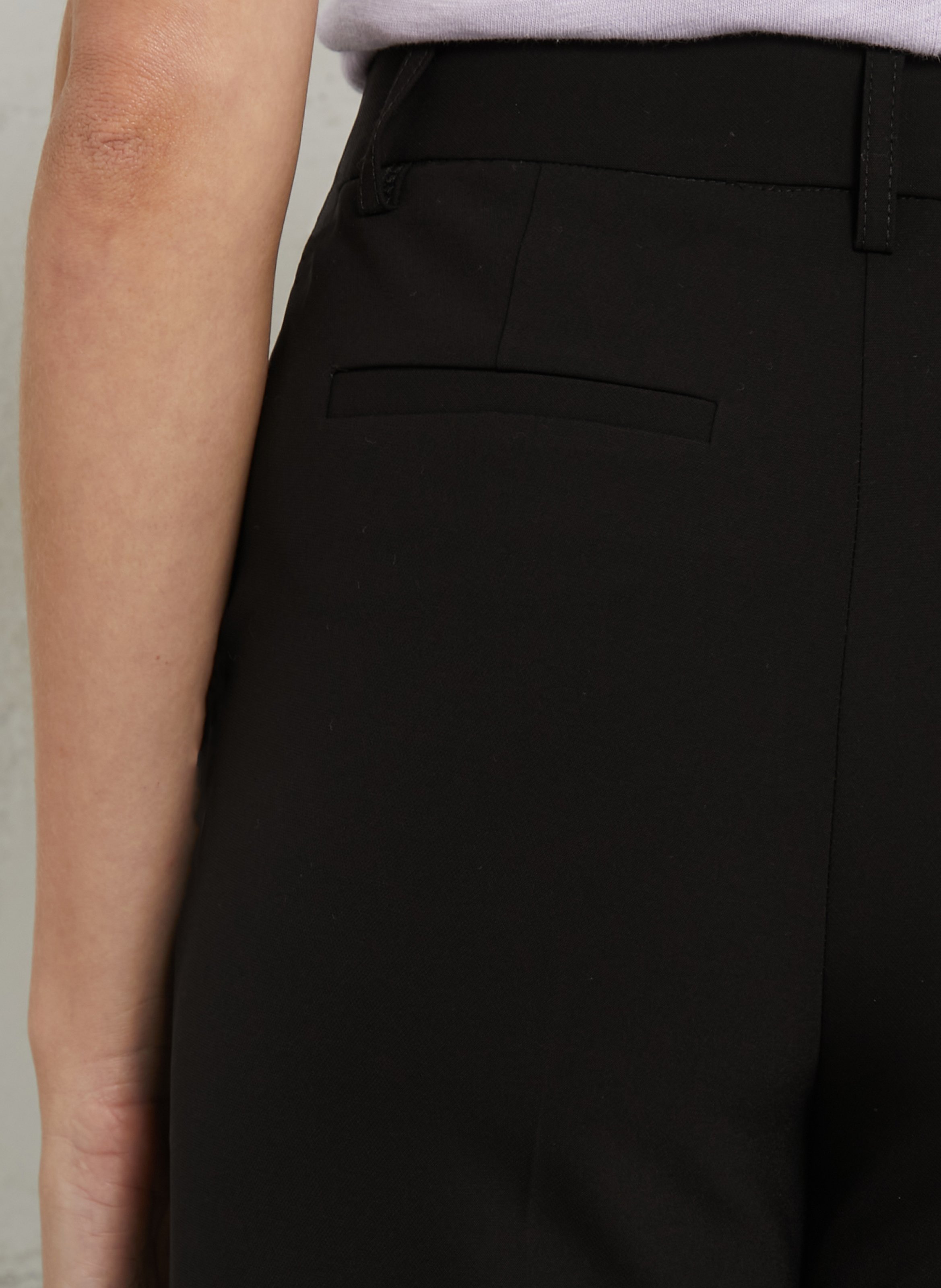 Plain pleated pants MAISON 123 Black