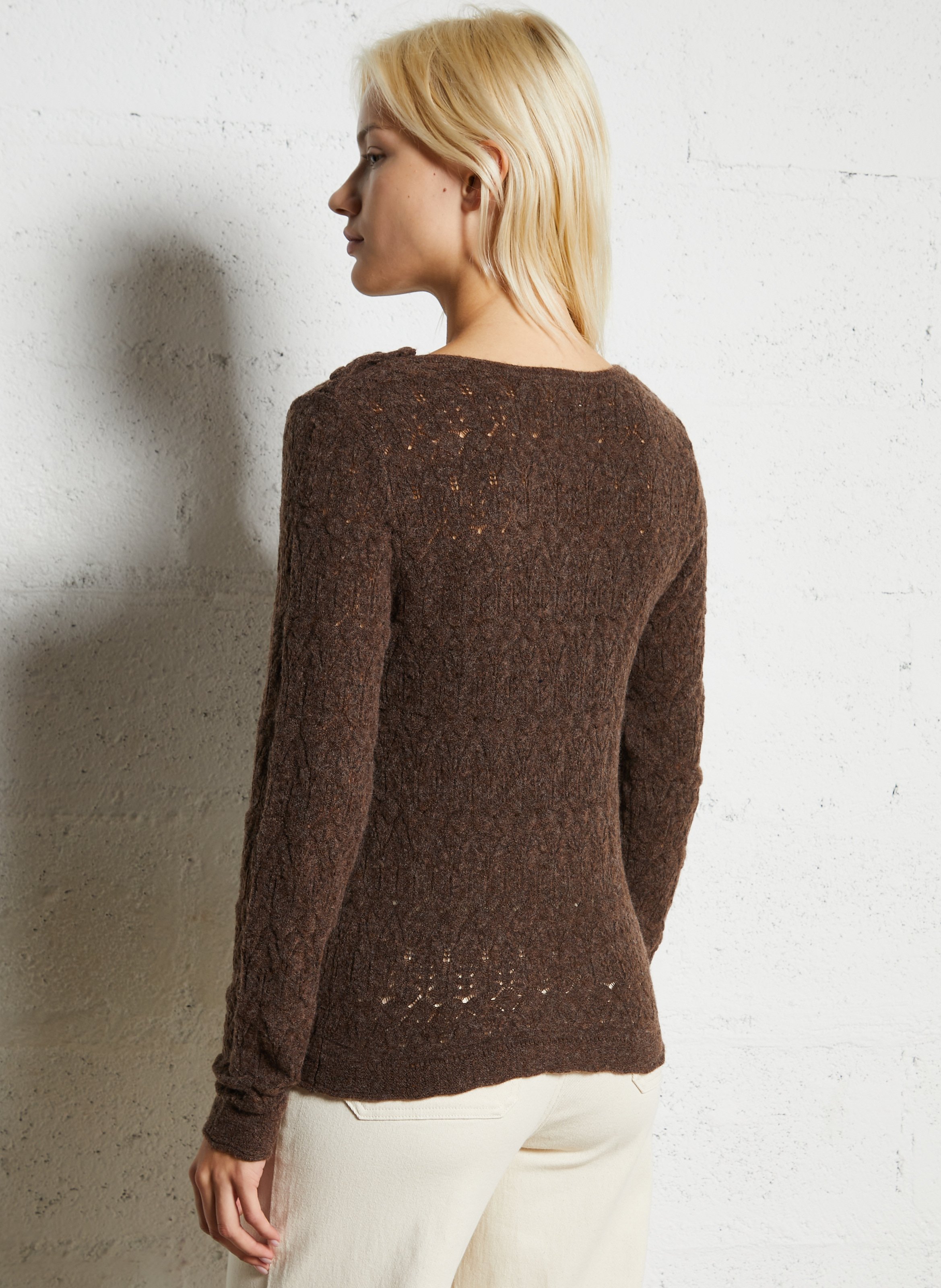 Gerade geschnittener Rundhalspullover aus Strick LA PETITE ETOILE Braun