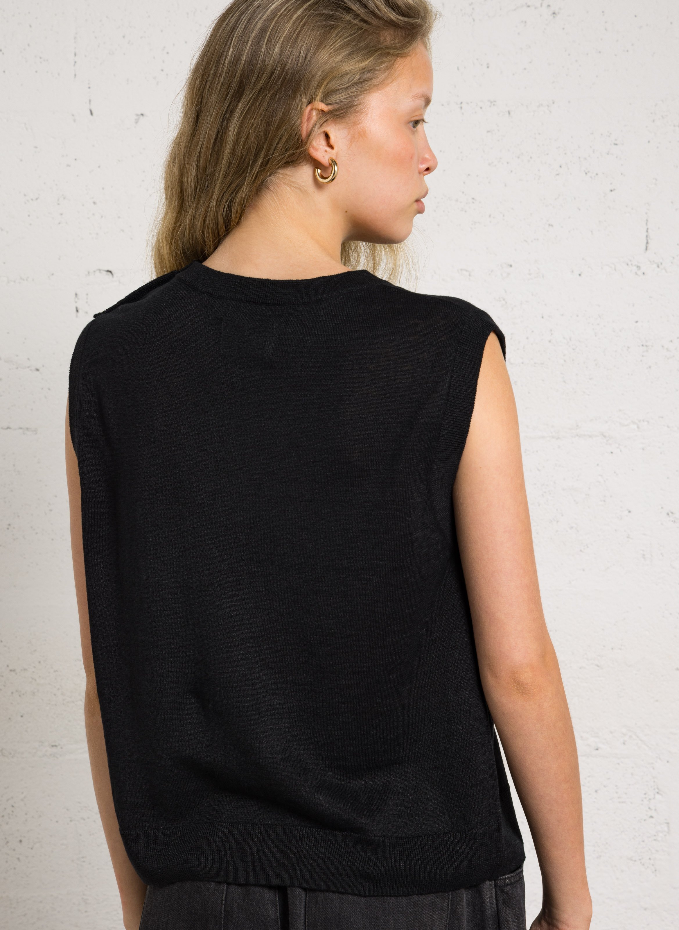 Oversized round neck linen sweater DES PETITS HAUTS Black