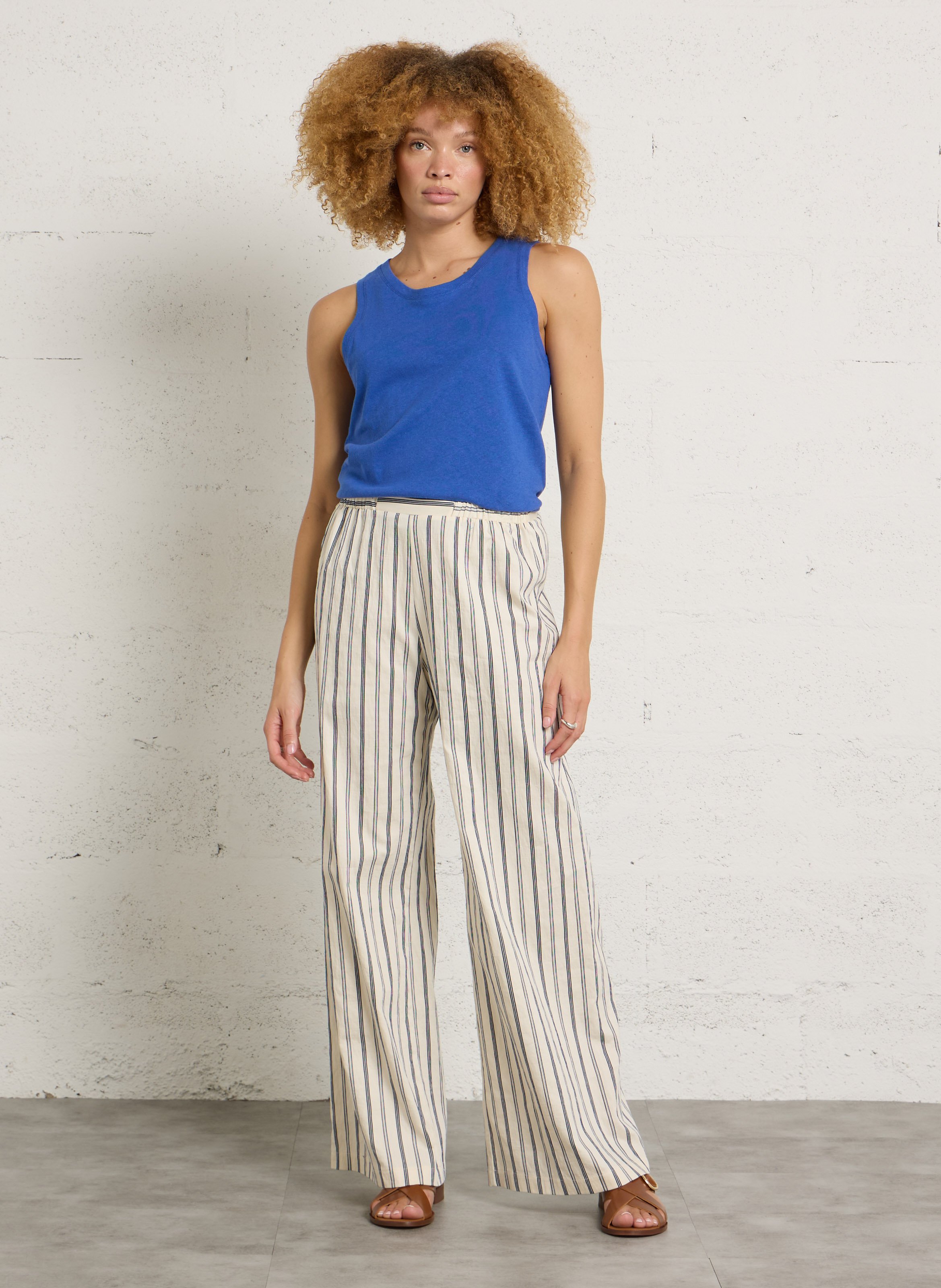 Débardeur col rond en coton et en lin mélangés MAJESTIC FILATURES Bleu