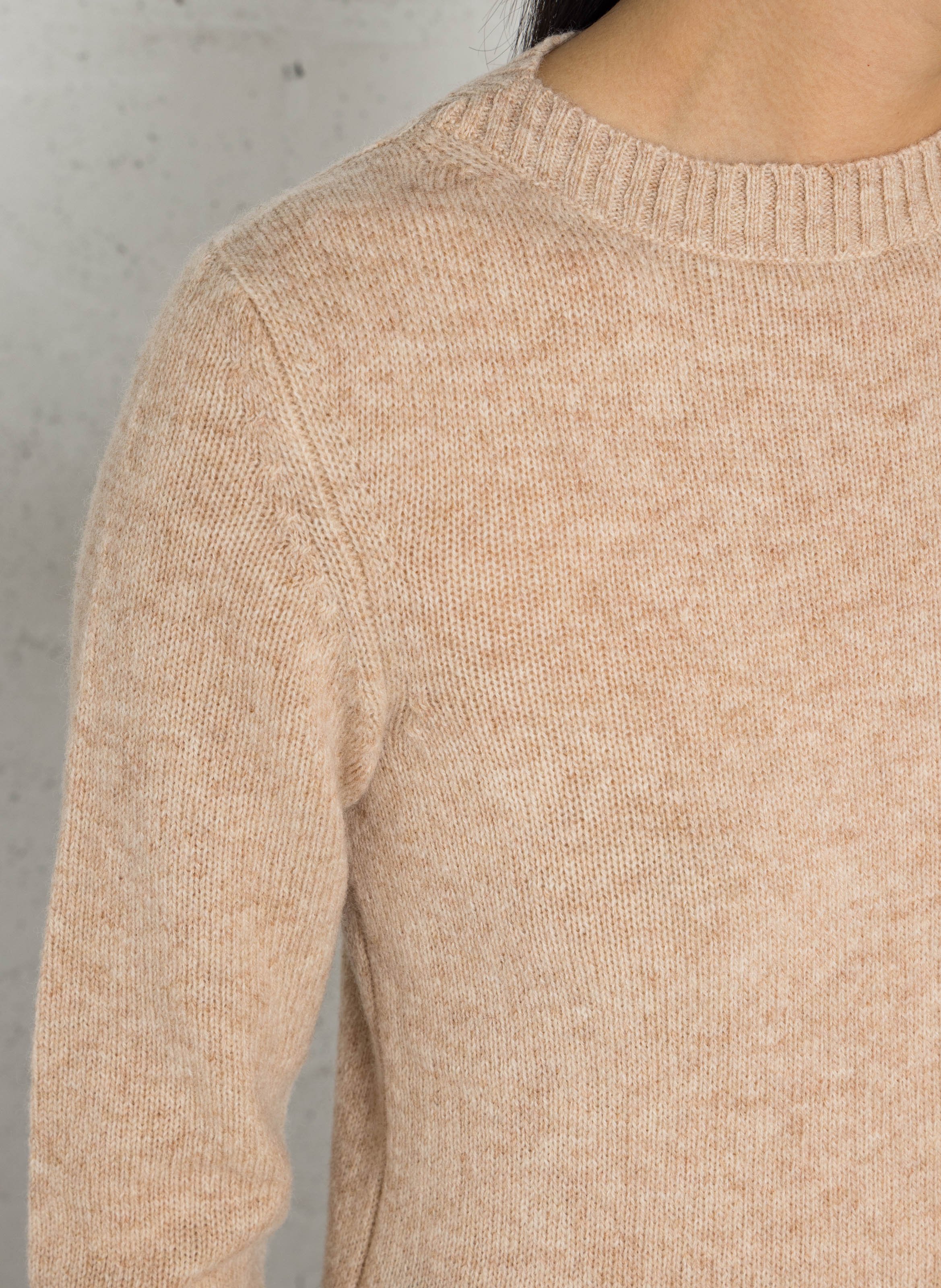 Pull droit col rond en laine SOEUR Beige