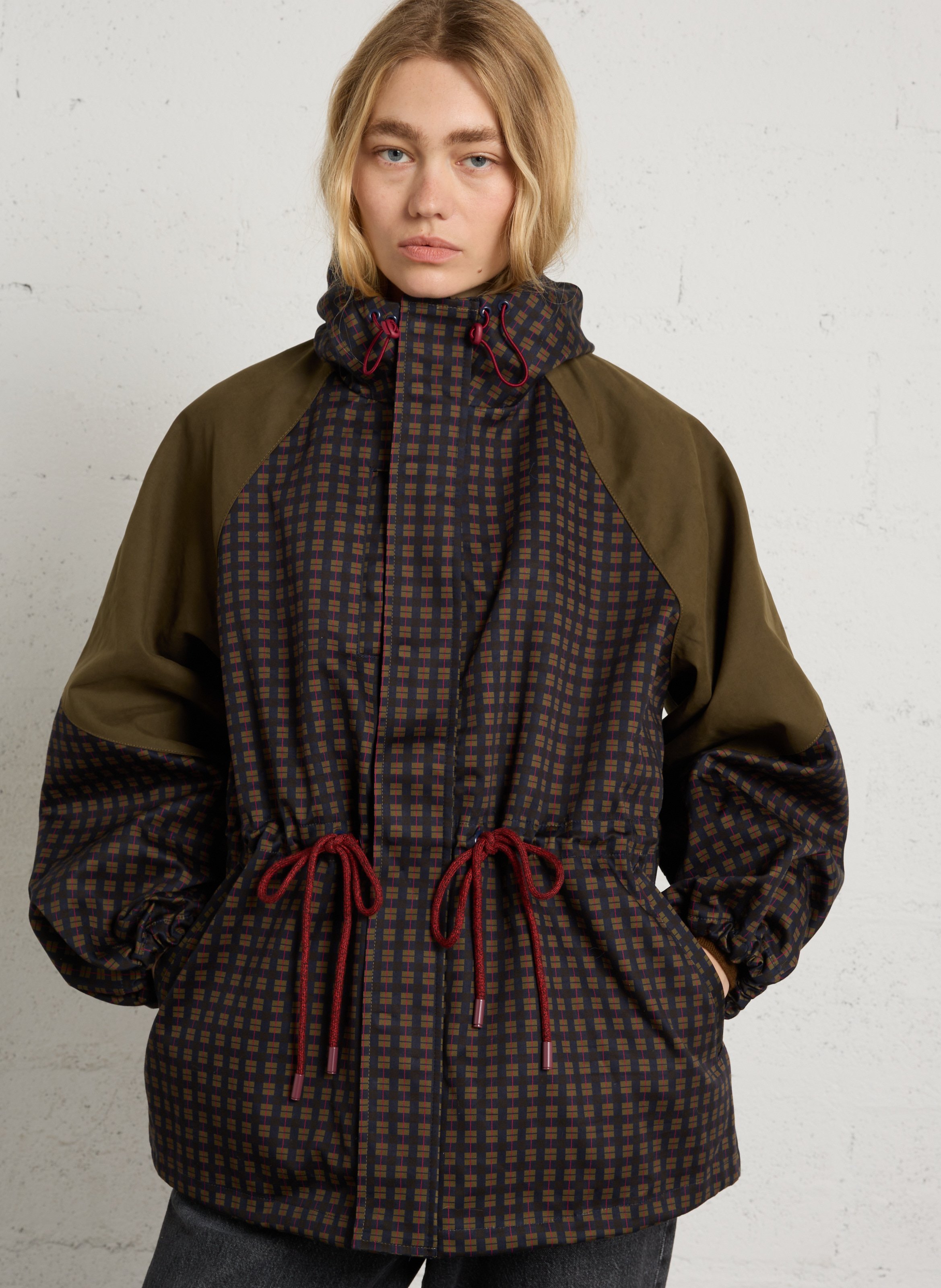 Karierter Oversize-Anorak mit Stehkragen SACRECOEUR Mehrfarbig