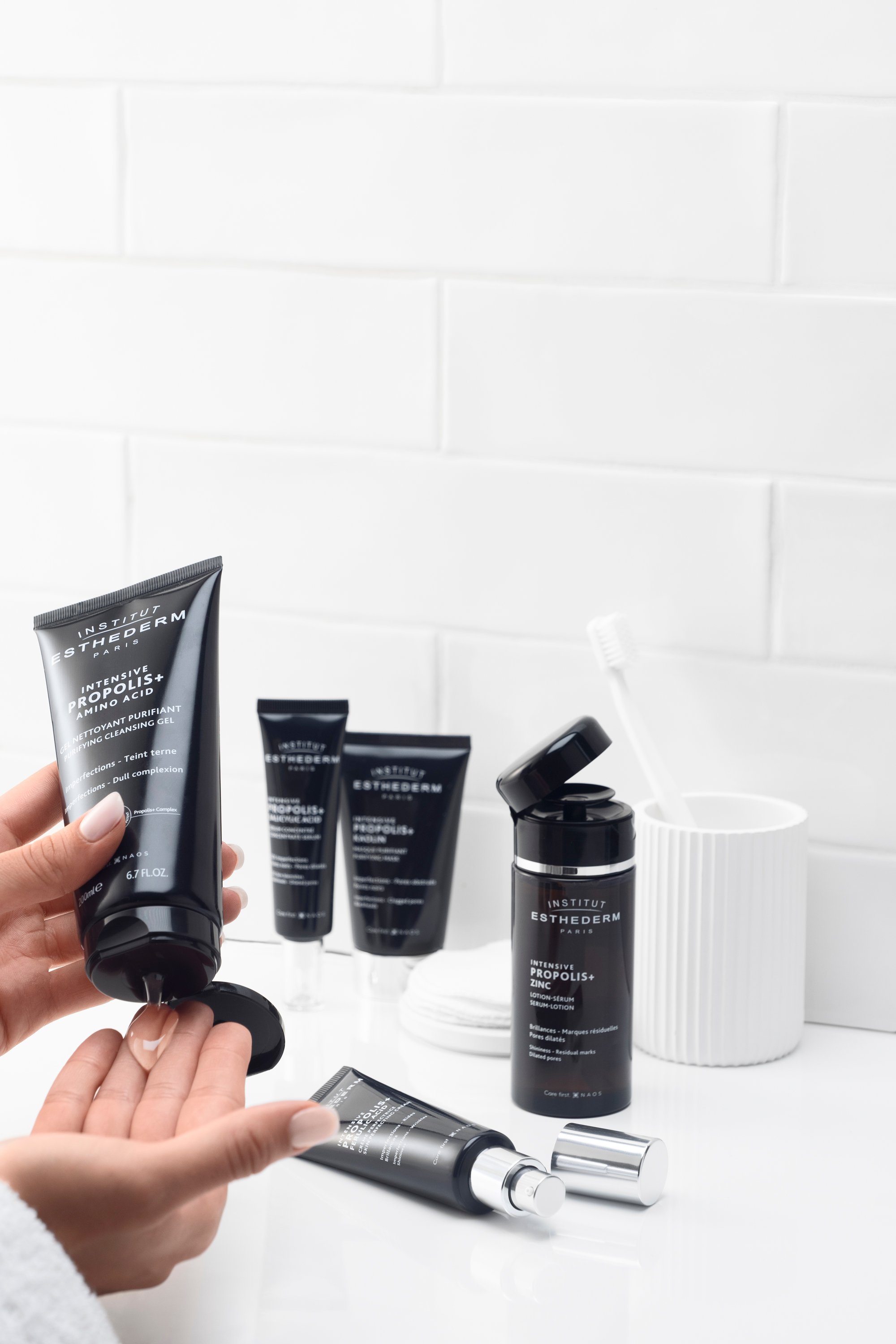 Intensive Propolis+ Purifying Cleansing Gel ESTHEDERM No color