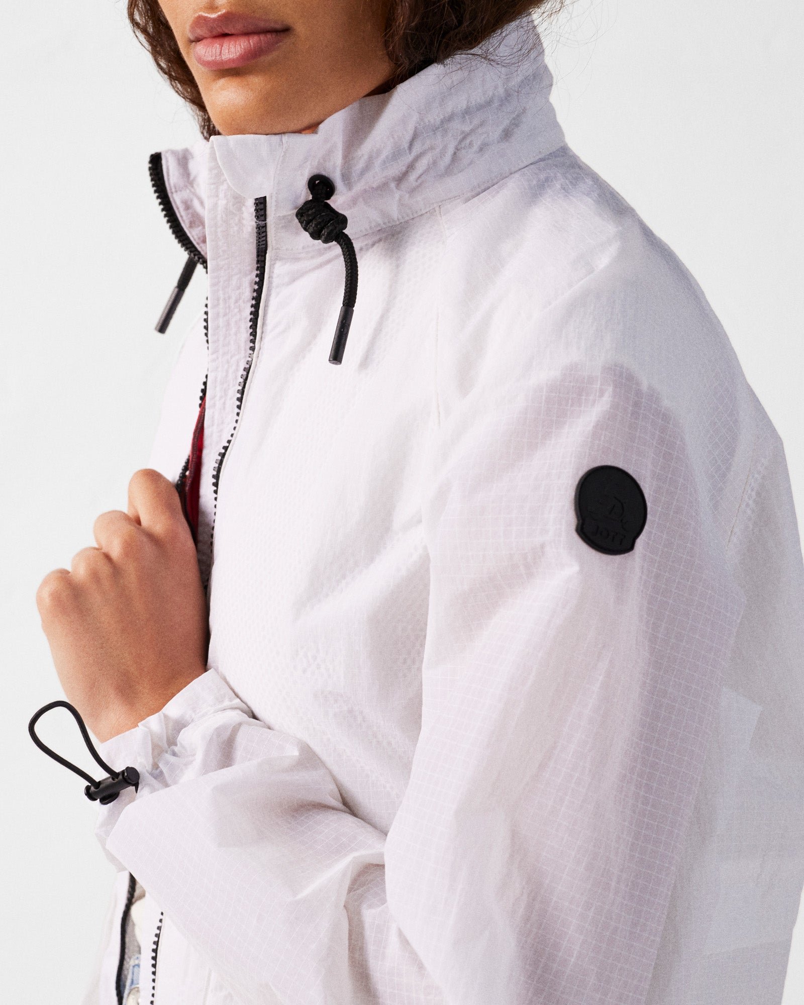 Lightweight edge windbreaker jacket JOTT White
