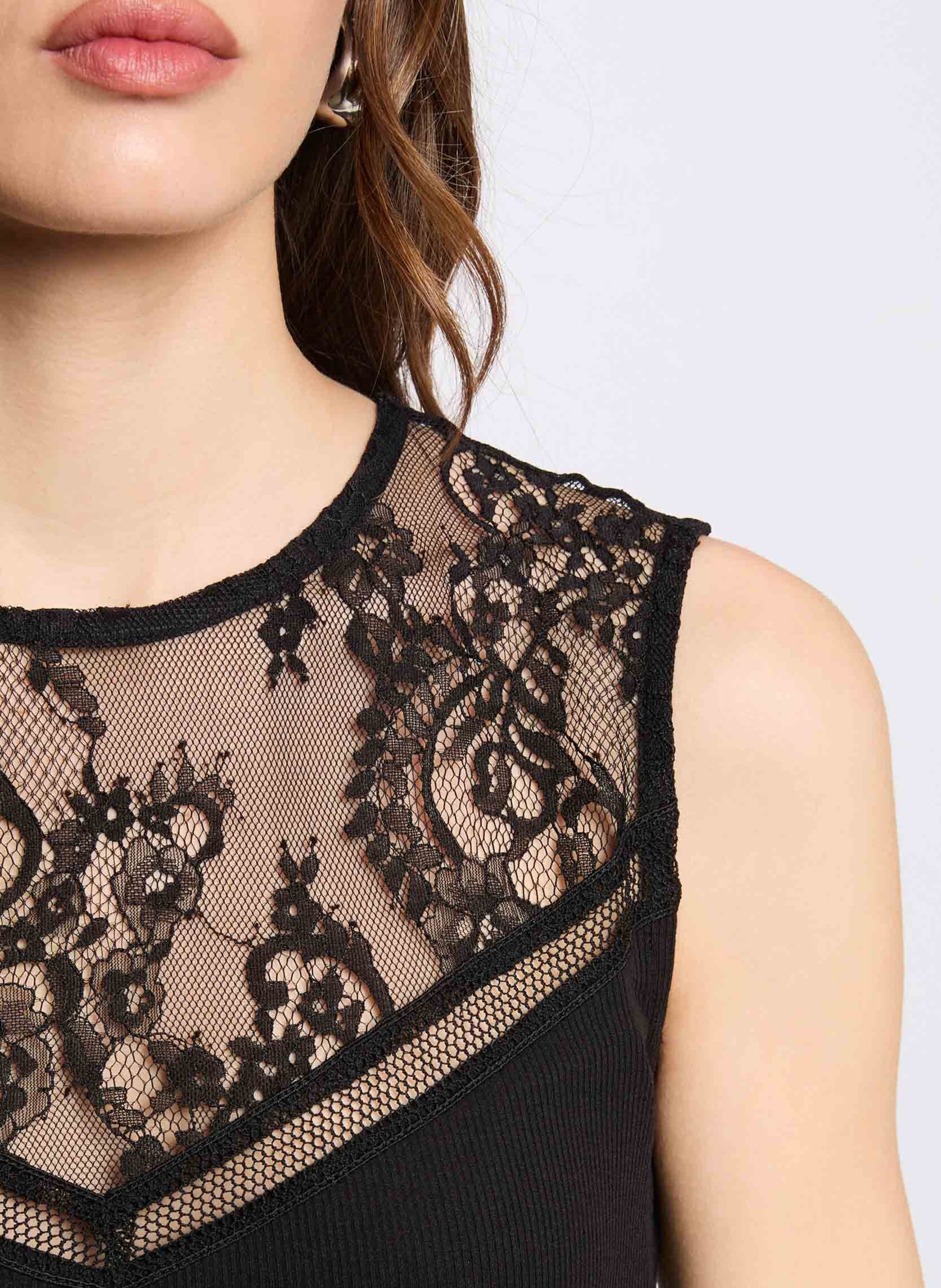 Sleeveless lace top MORGAN Black