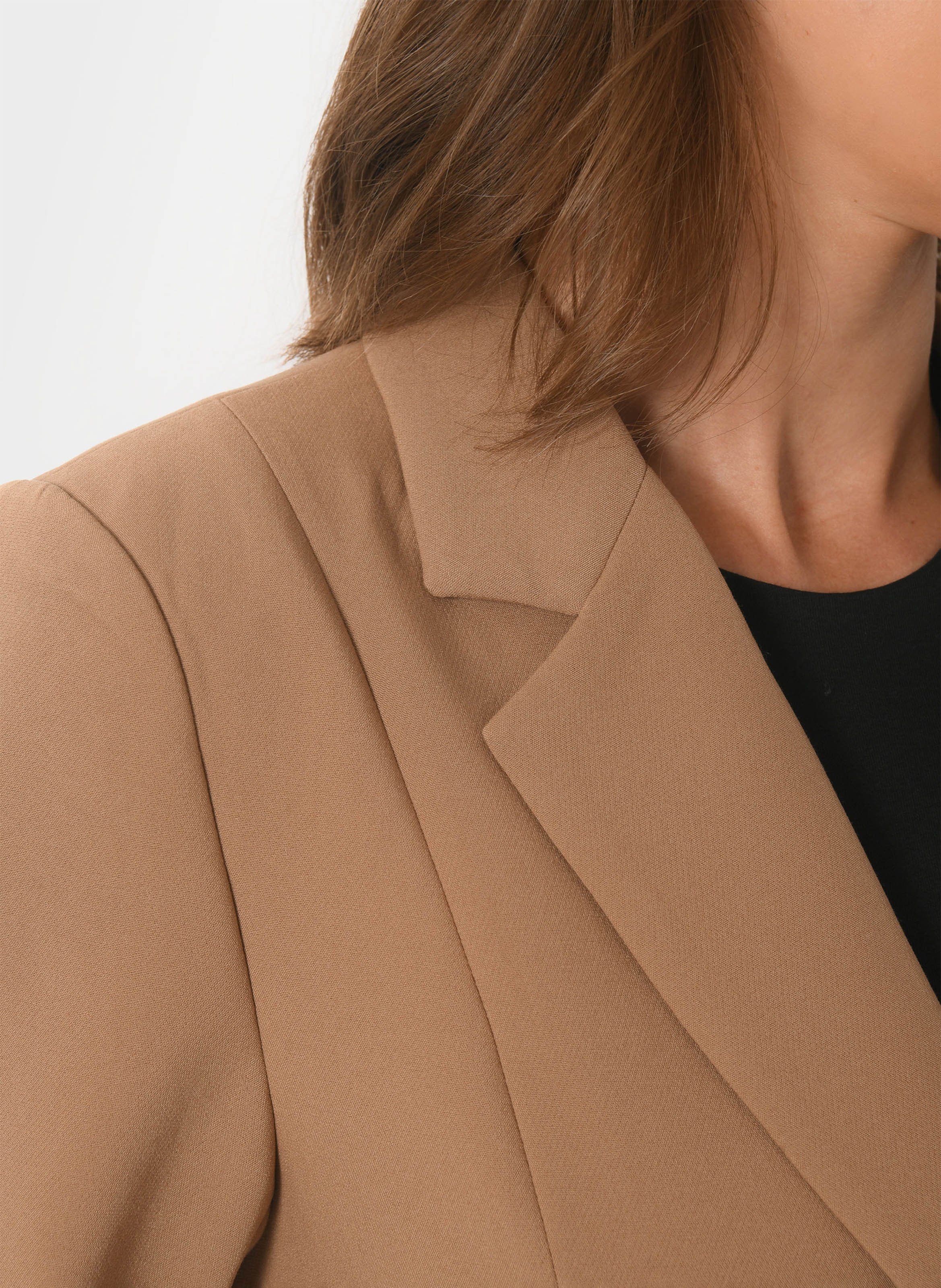 Veste de blazer ajustée col tailleur KOOKAI Beige