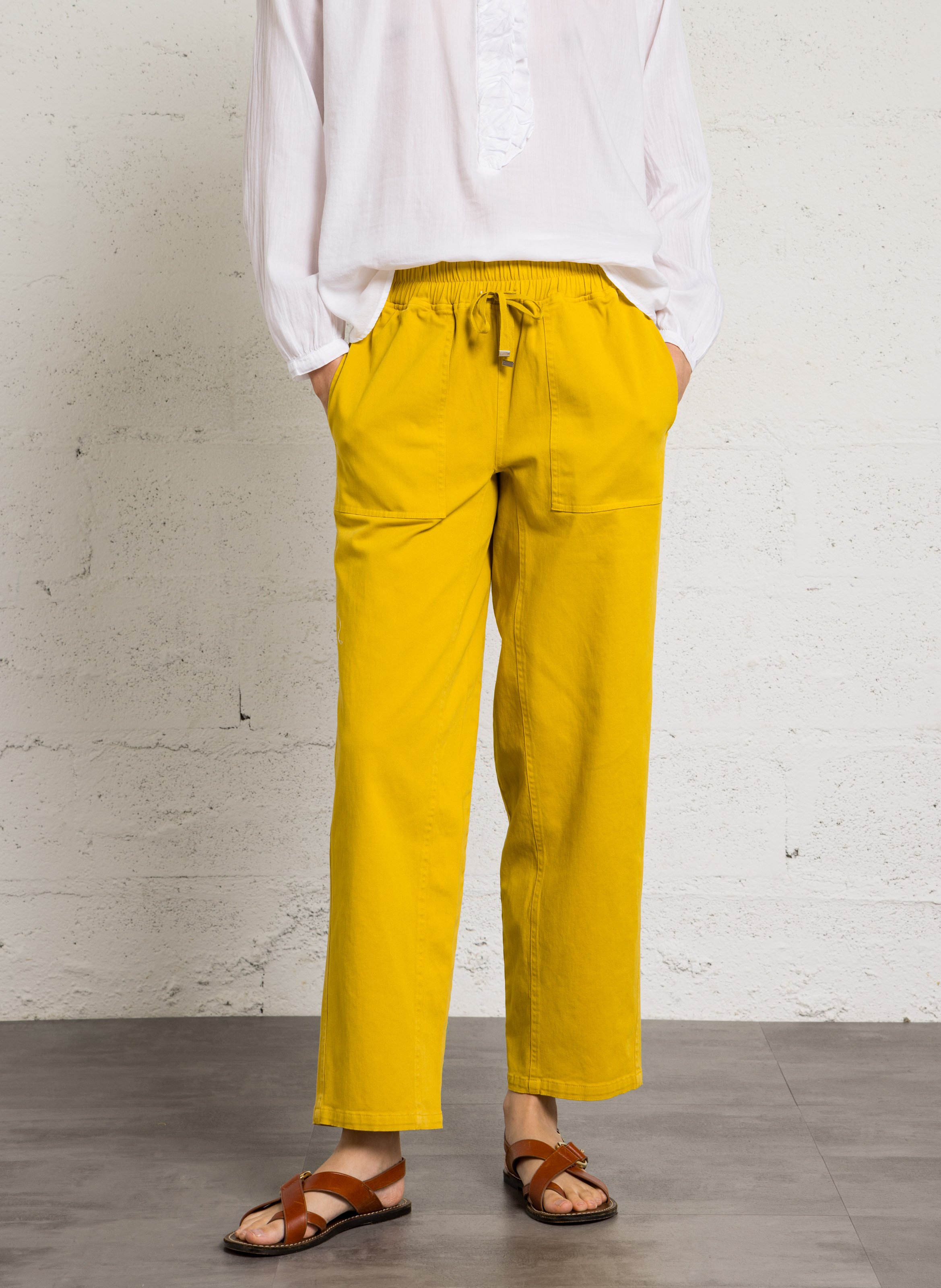 Gerade geschnittene Baumwollhose BELLA JONES Gelb