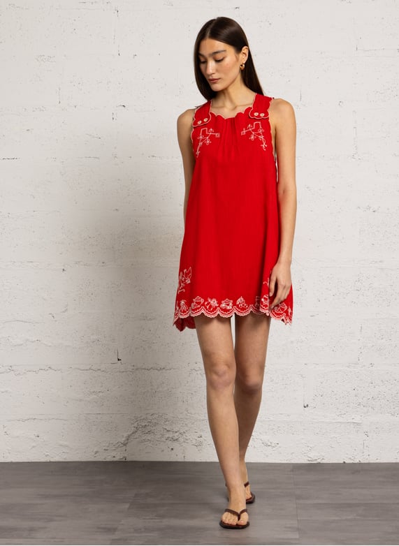Short straight dress with embroidery Red Damson madder - Women | Place des Tendances Short straight dress with embroidery Red Damson madder - Women | Place des Tendances