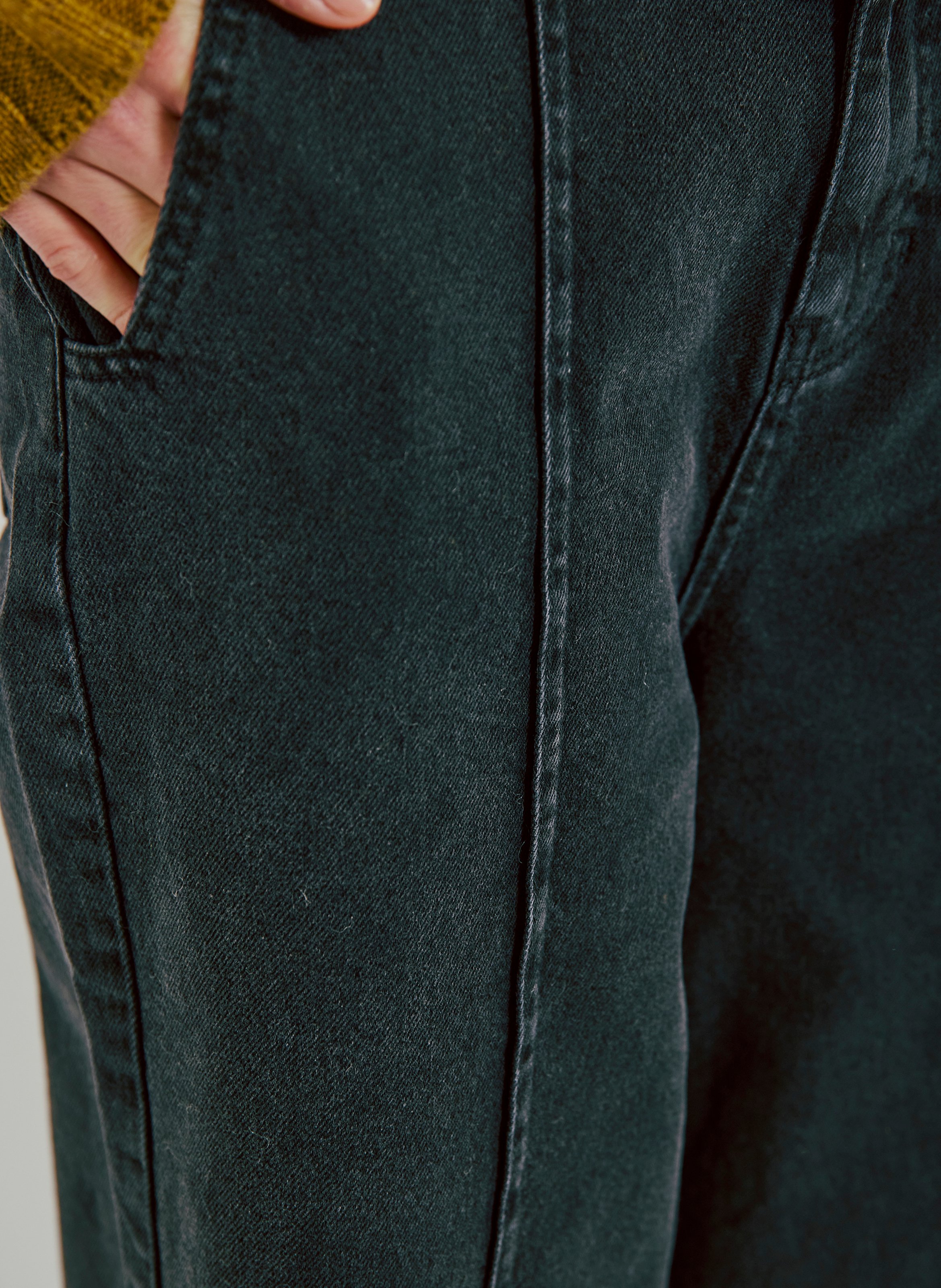 Jean large en coton bio mélangé NORR Noir