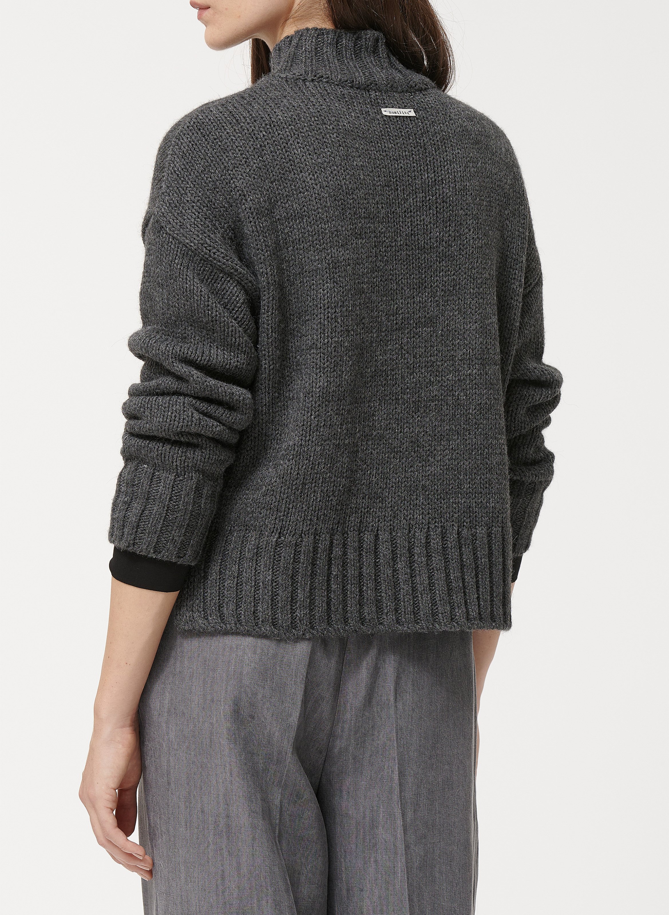 Kurzärmliger Pullover mit Rundhalsausschnitt HUMILITY Silber