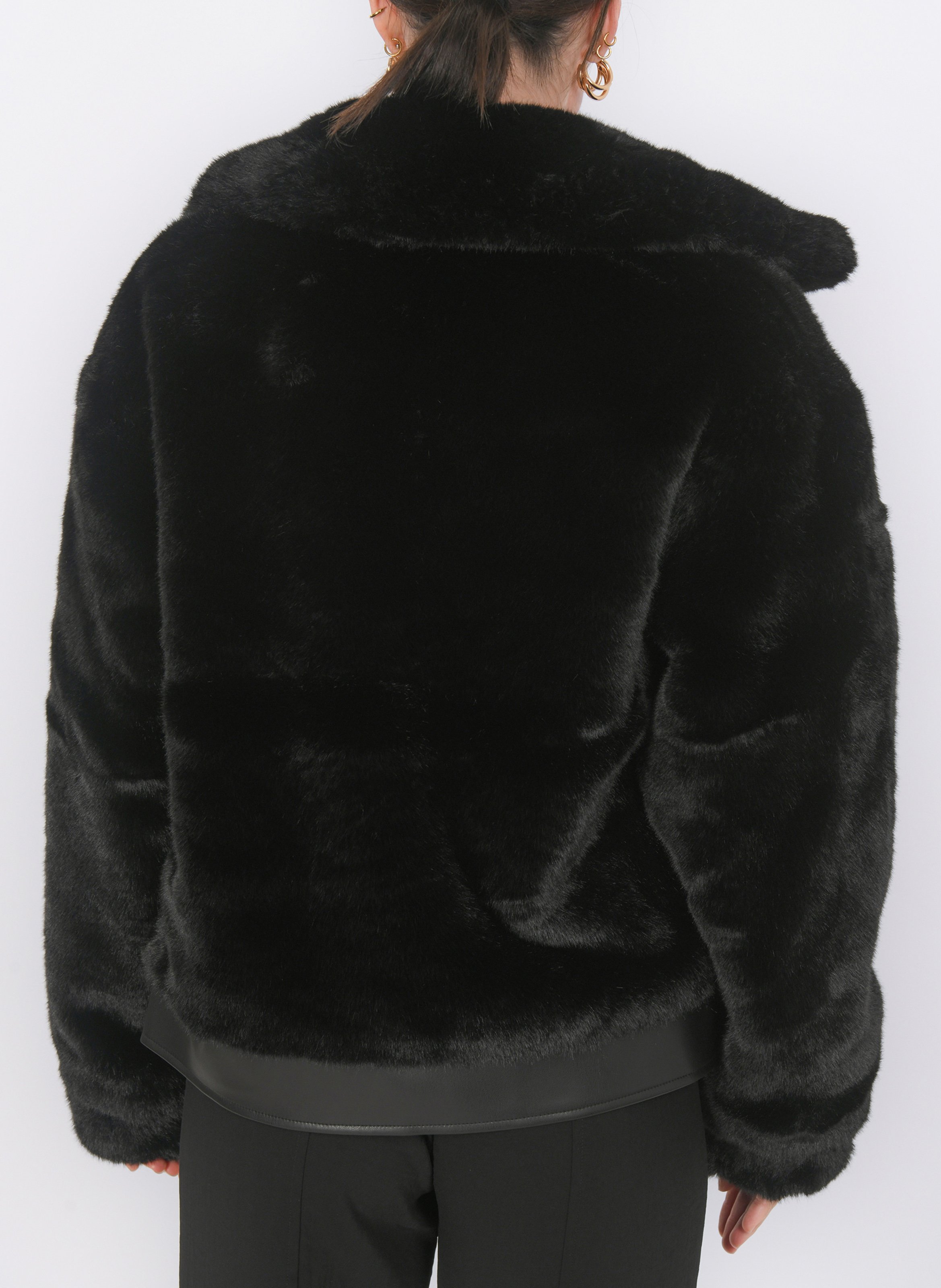 Chaqueta corta de imitación de piel lisa KOOKAI Negro