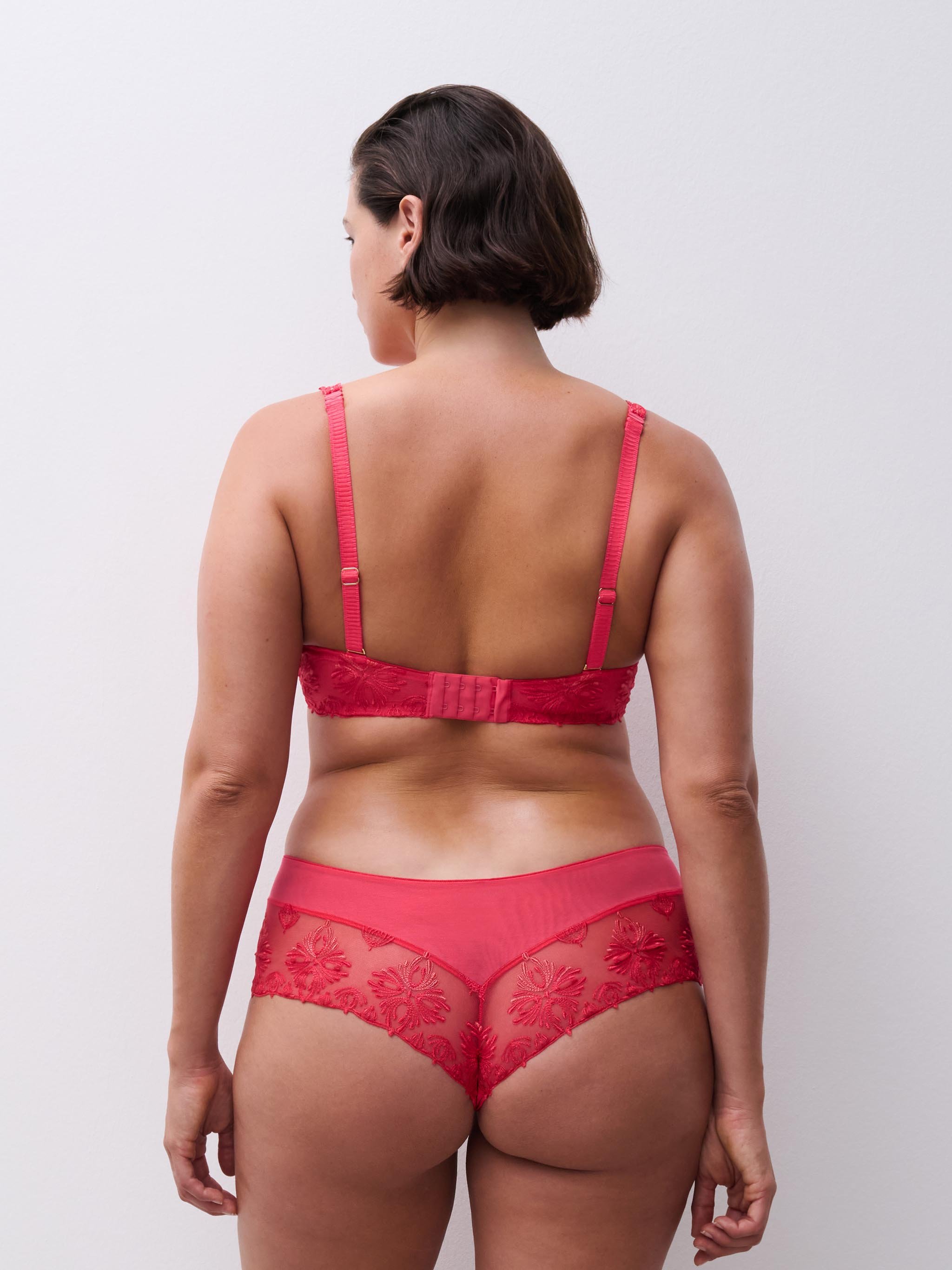 Full-cup shape memory bra CHANTELLE Pink
